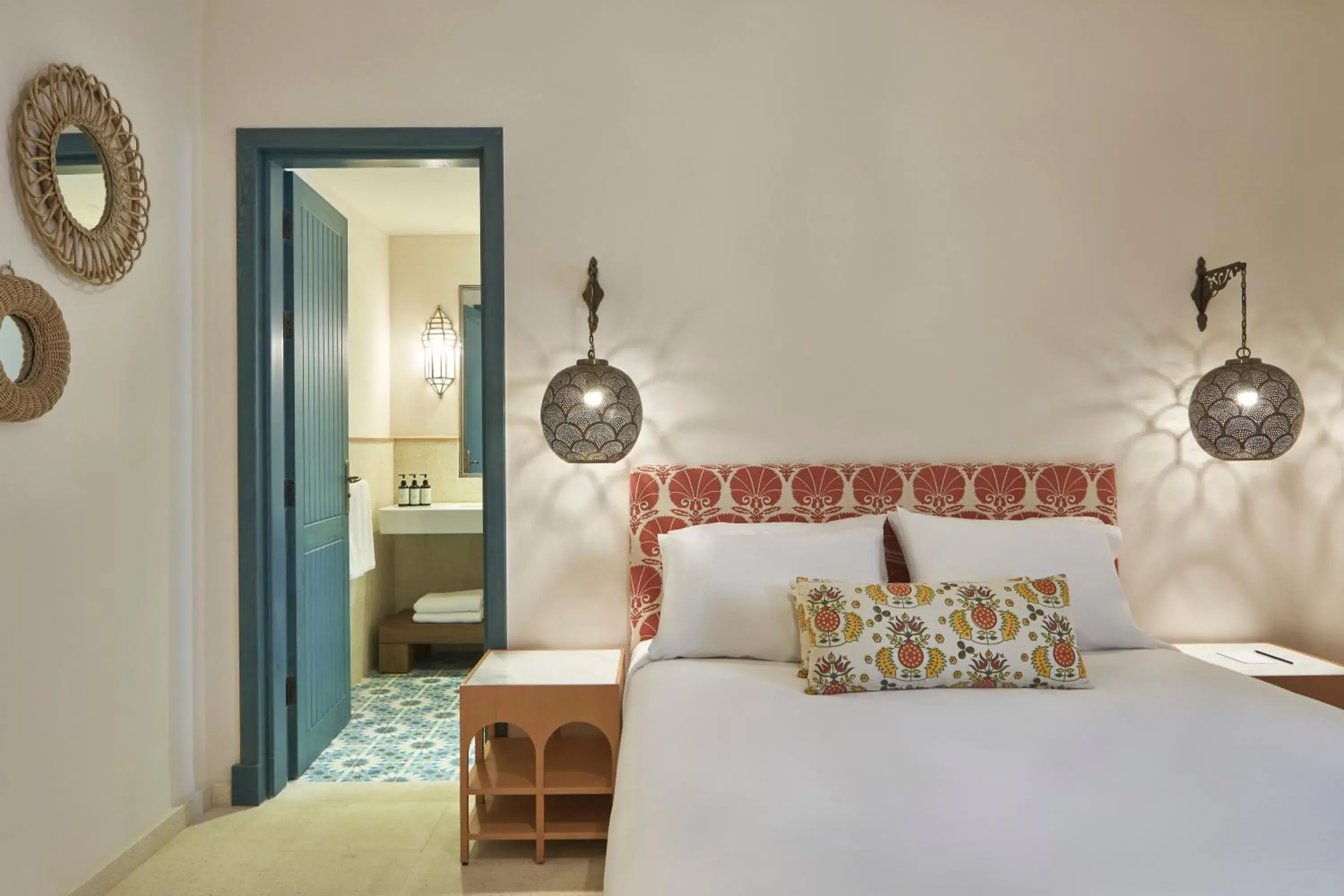 Deluxe Room - single occupancy in Ali Pasha Hotel Deluxe Room - single occupancy in Ali Pasha Hotel