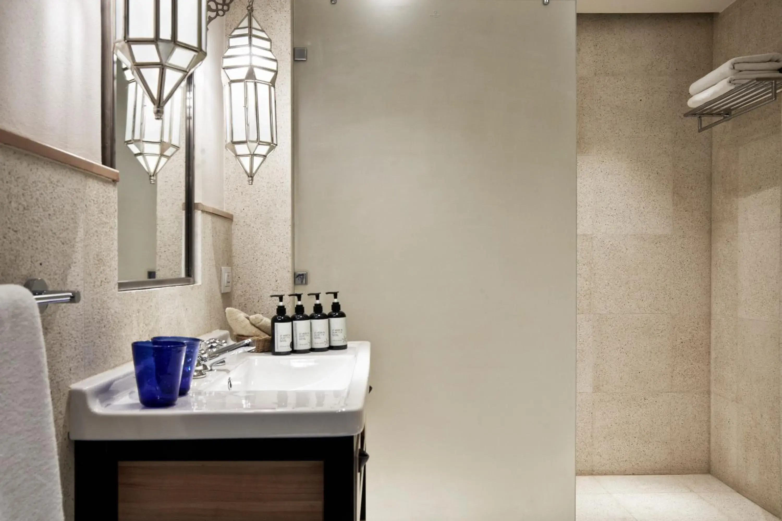 Junior Suite - single occupancy in Ali Pasha Hotel Junior Suite - single occupancy in Ali Pasha Hotel