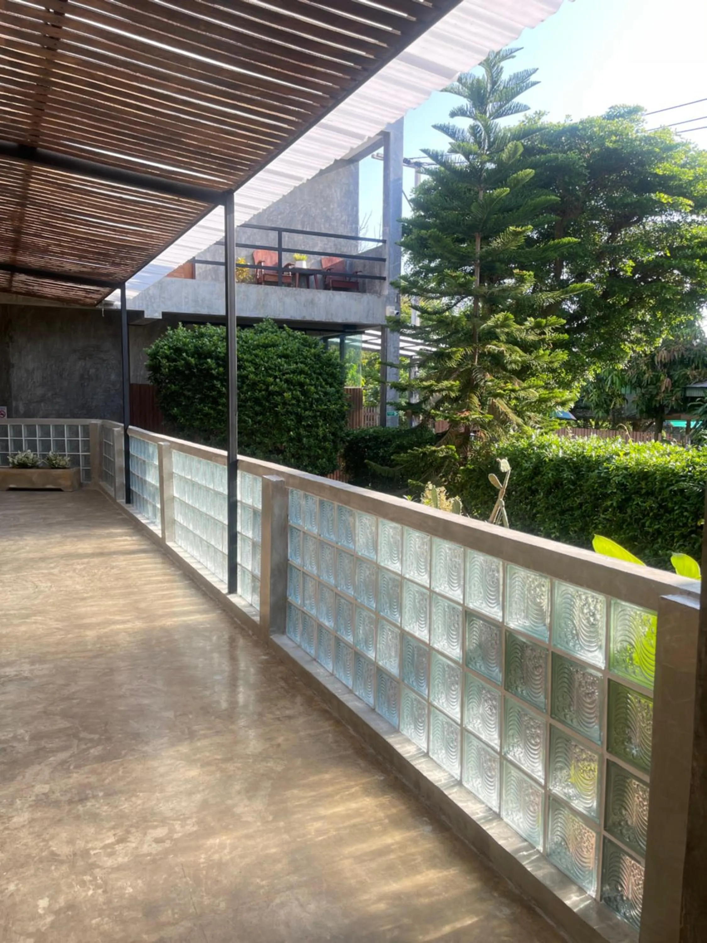 Come Moon Loft Hotel