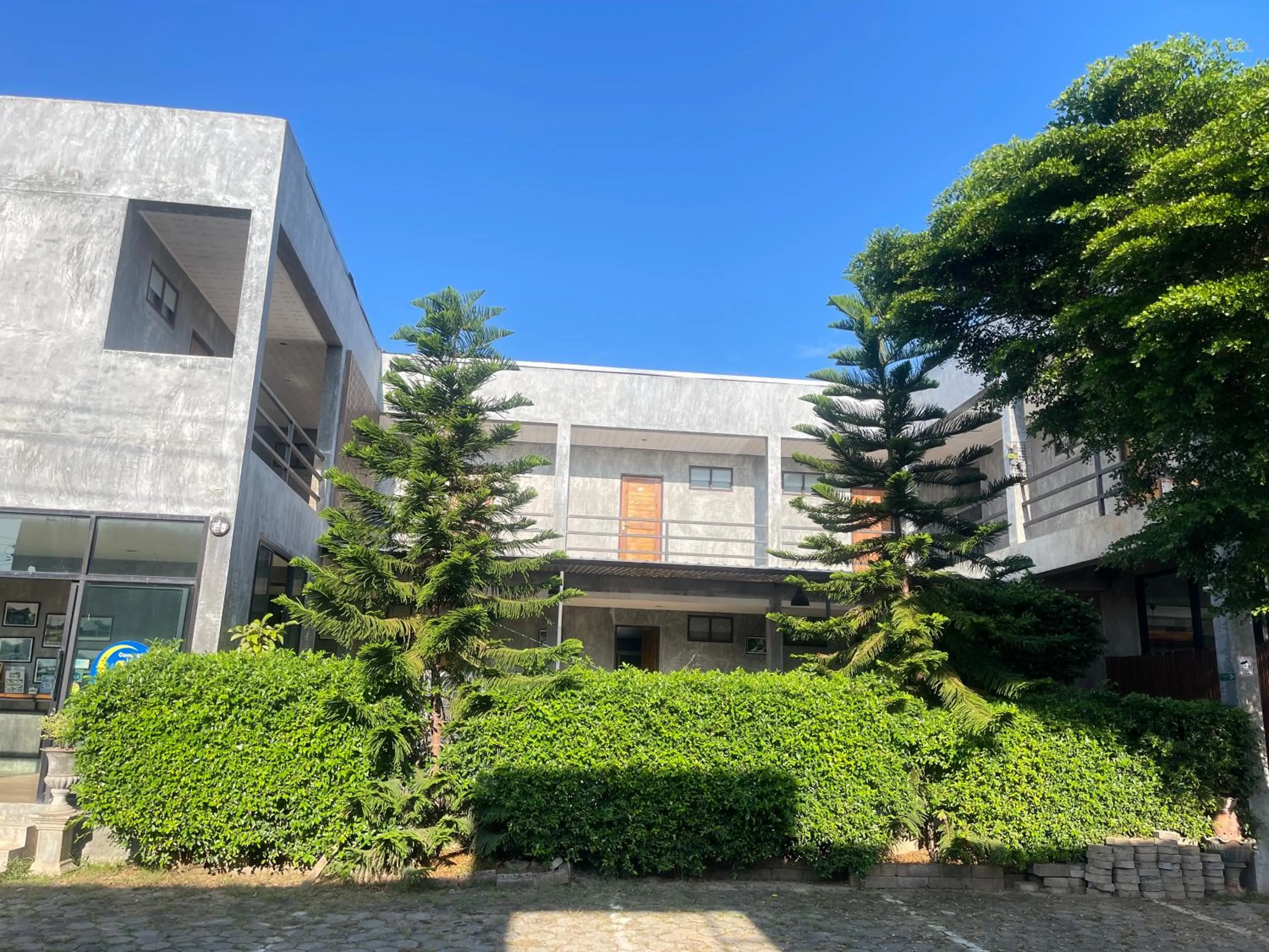 Come Moon Loft Hotel