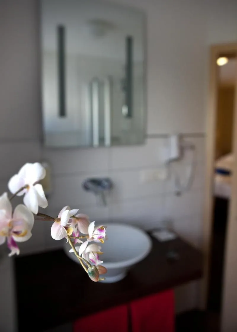 Toilet in Hotel Rosenhof Garni