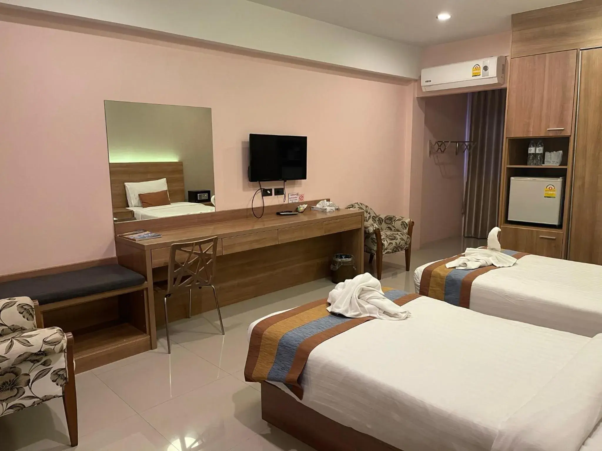 Standard Twin Room in Unity Hotel Standard Twin Room in Unity Hotel