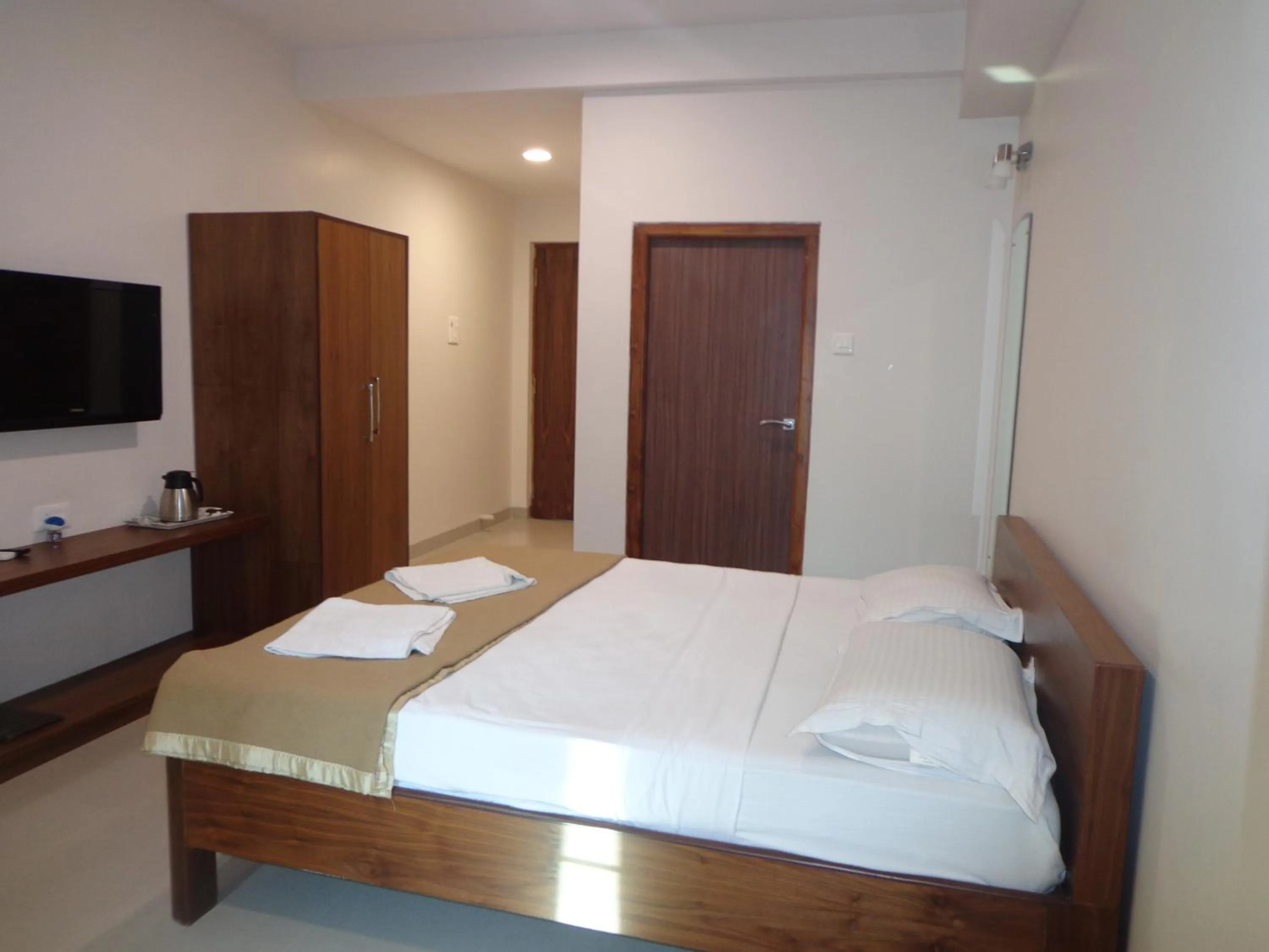 Photo of the whole room, Bed in Paradise Villas & Resort