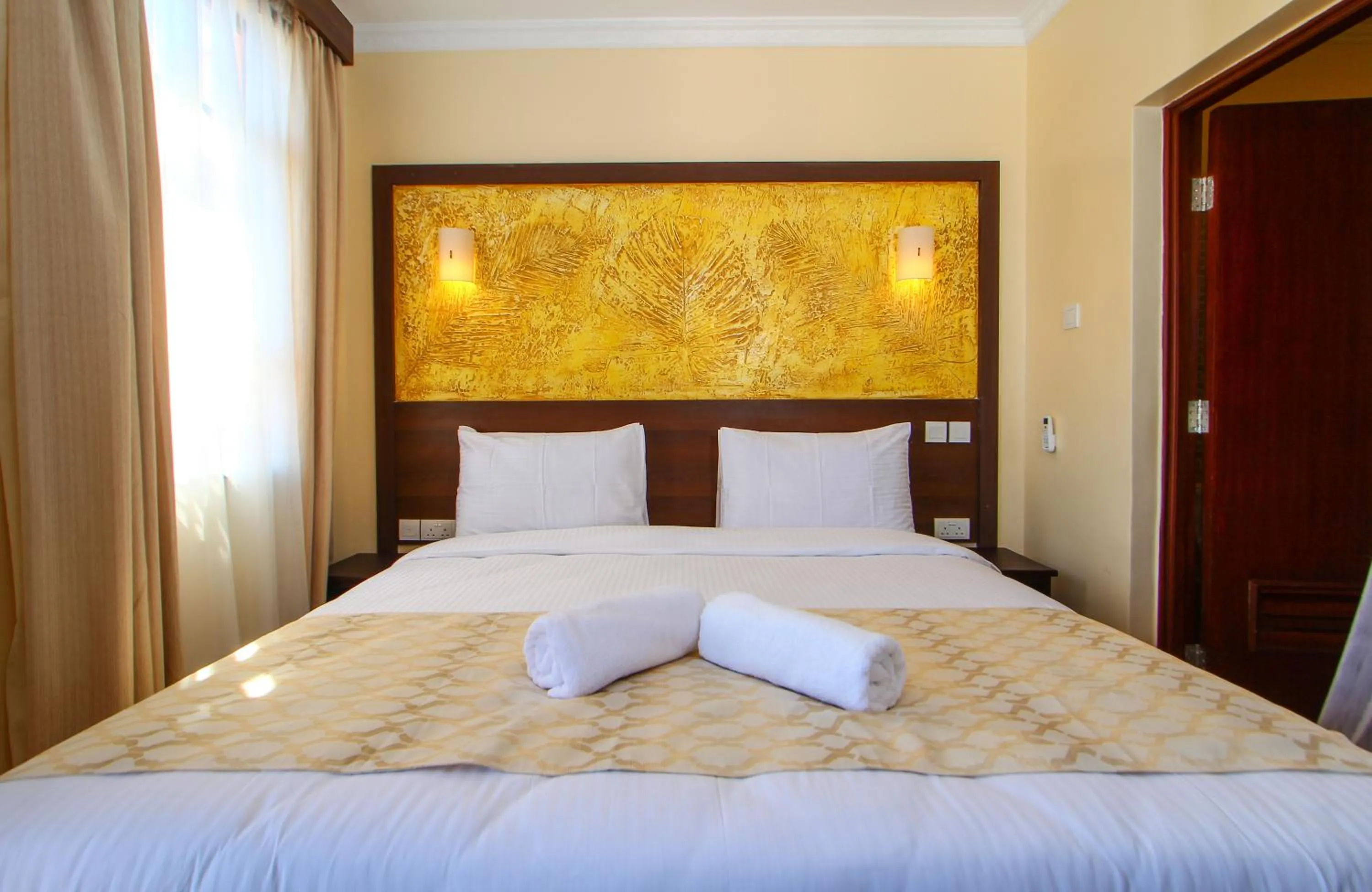 Decorative detail, Bed in Vittoria Suites