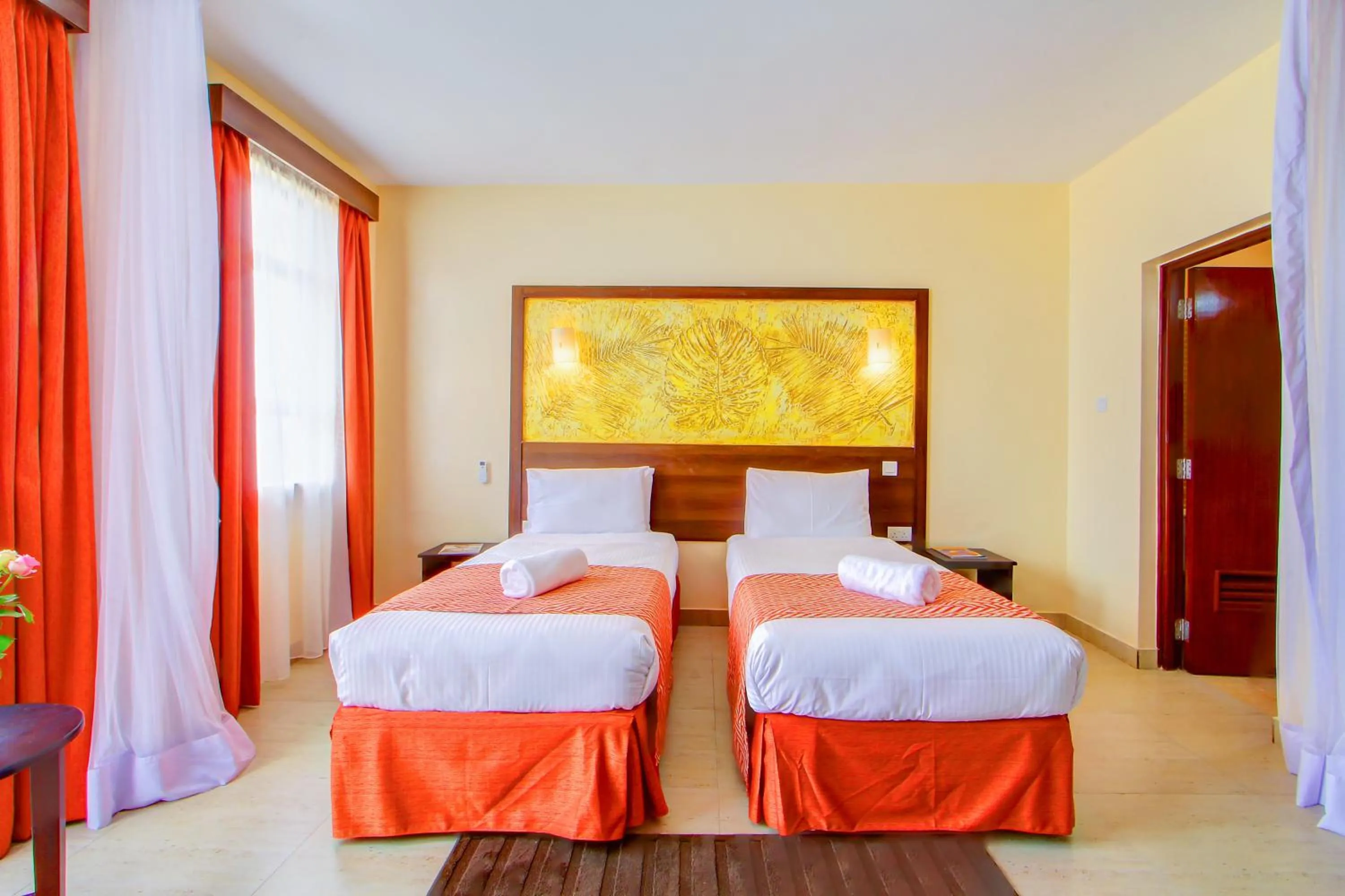 Photo of the whole room, Bed in Vittoria Suites