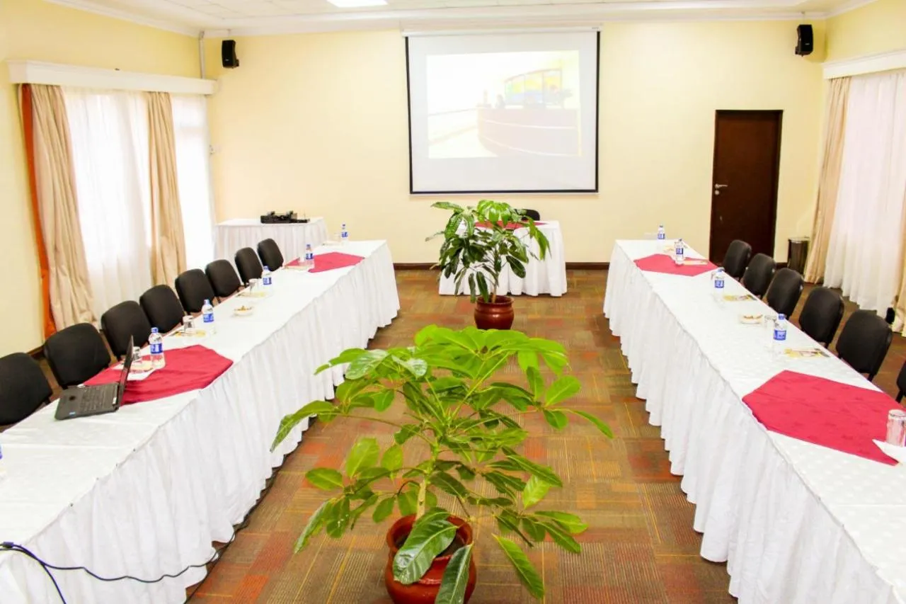 Business facilities in Vittoria Suites