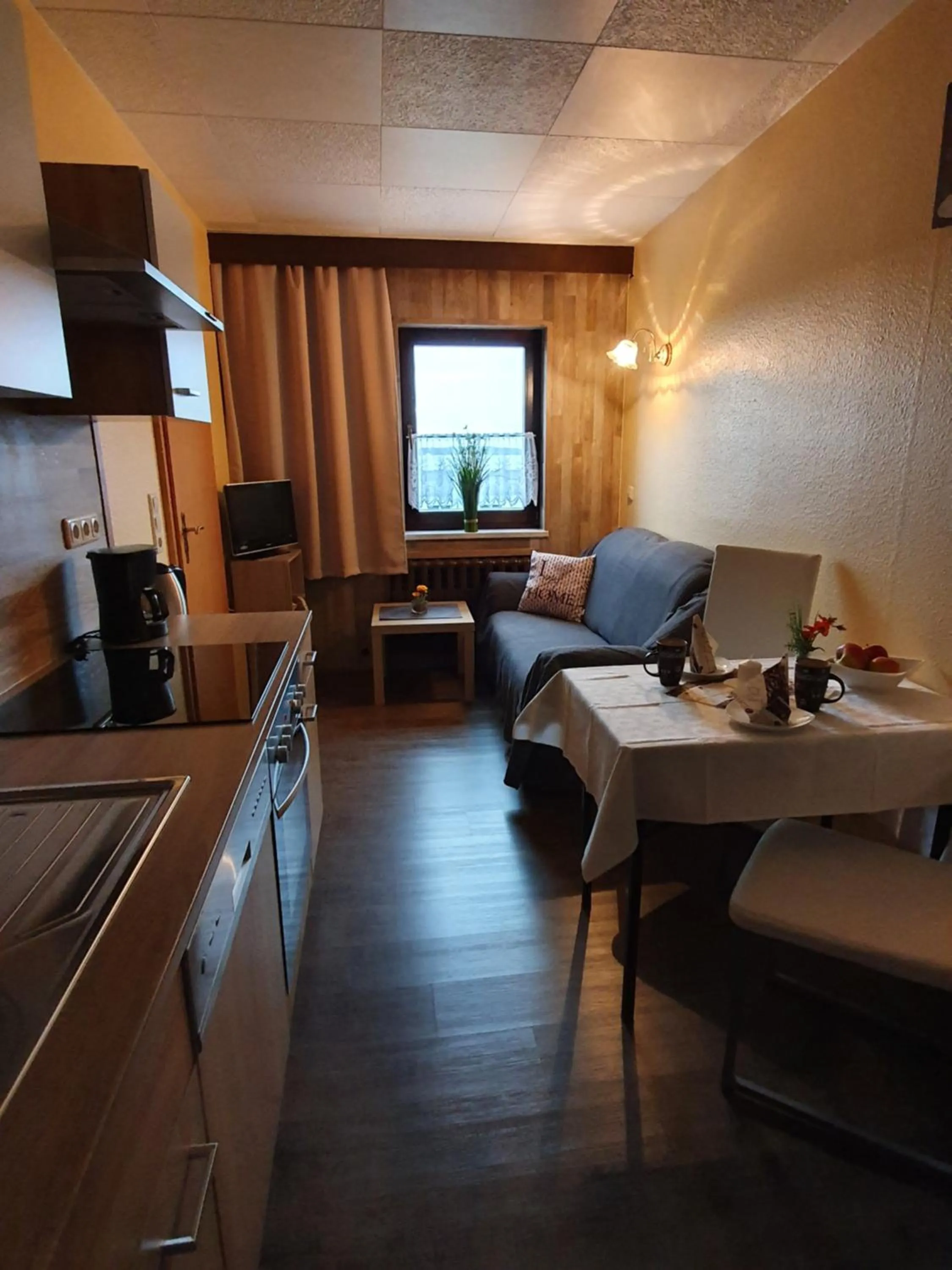 Kitchen or kitchenette in Gästehaus Hutweide