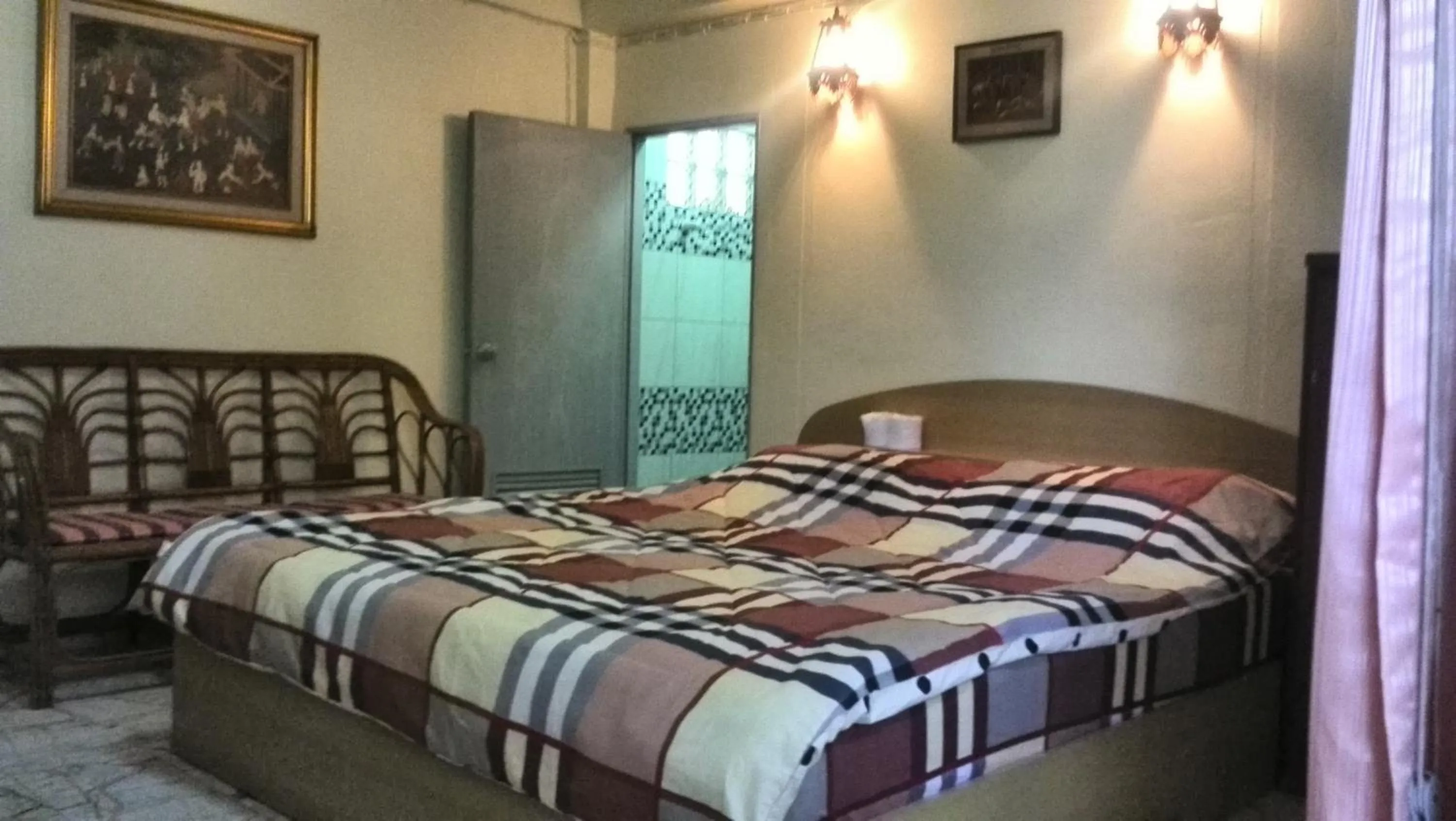 Bedroom, Bed in Tientong Guesthouse