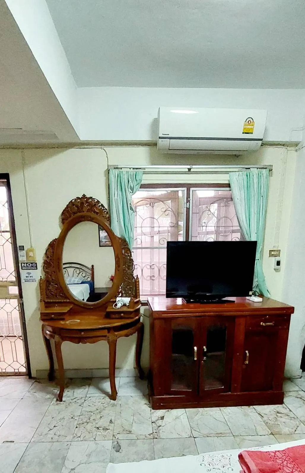 TV and multimedia in Tientong Guesthouse