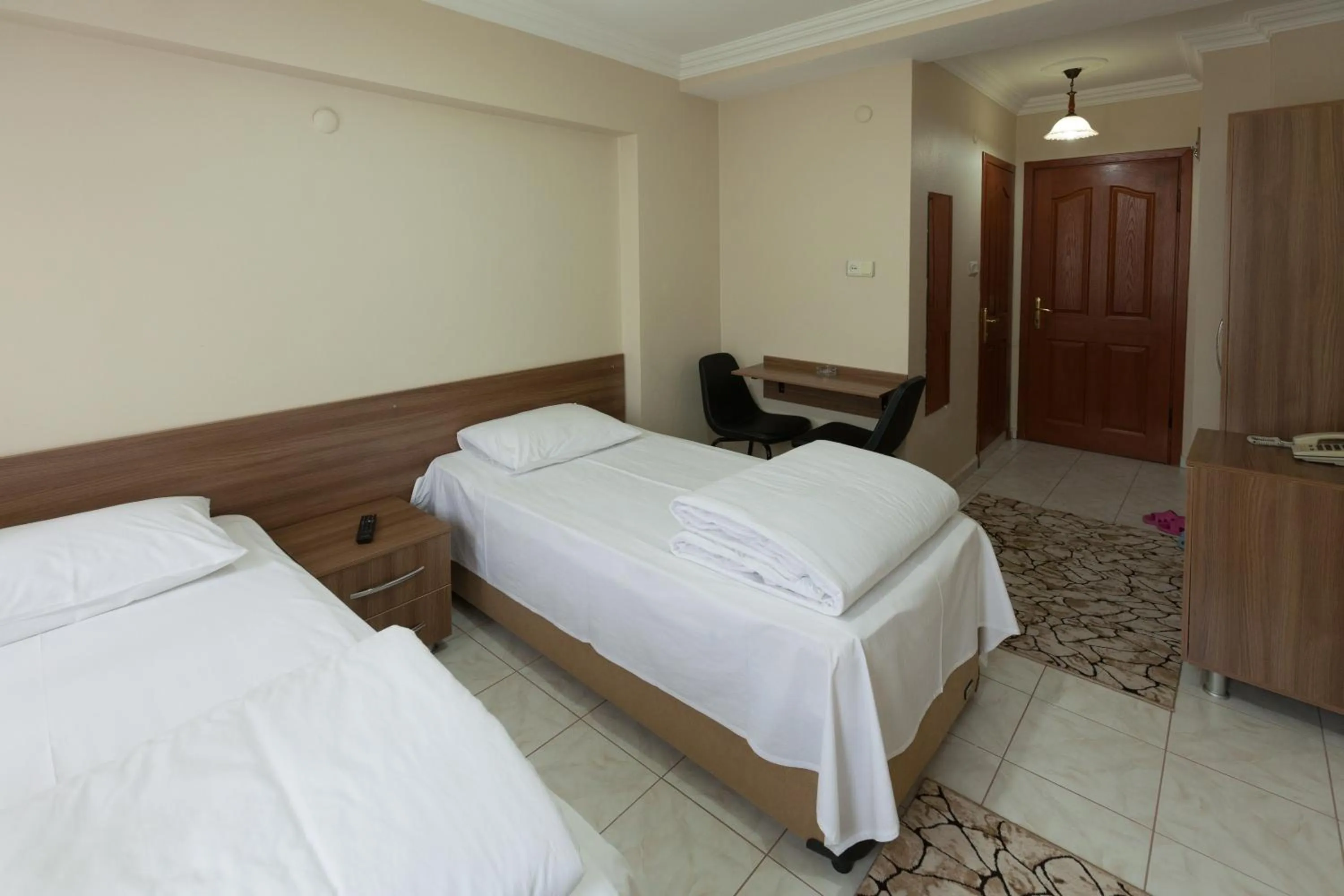 Photo of the whole room, Bed in Gizem Pansiyon