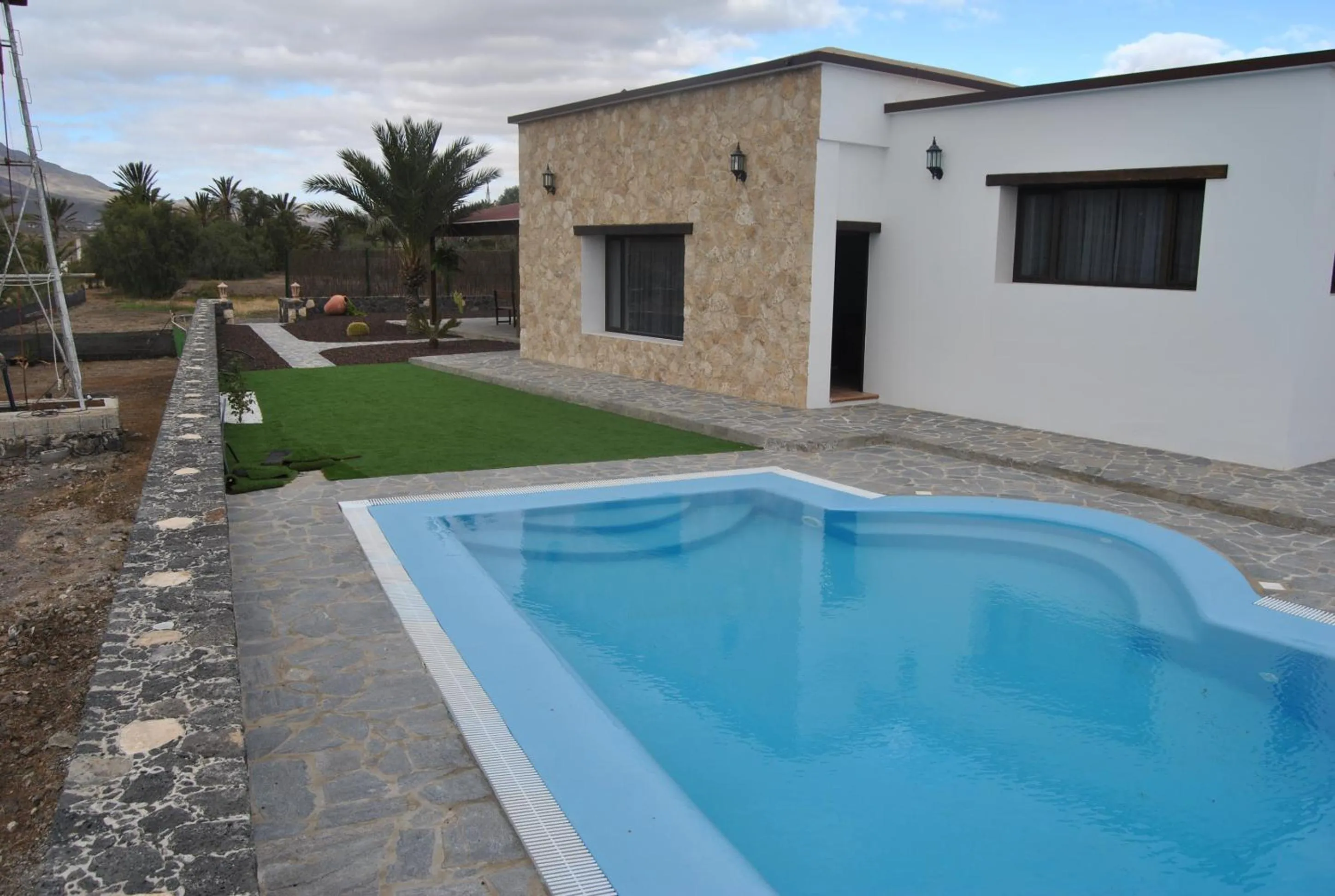 Villa El Valle - Piscina climatizada