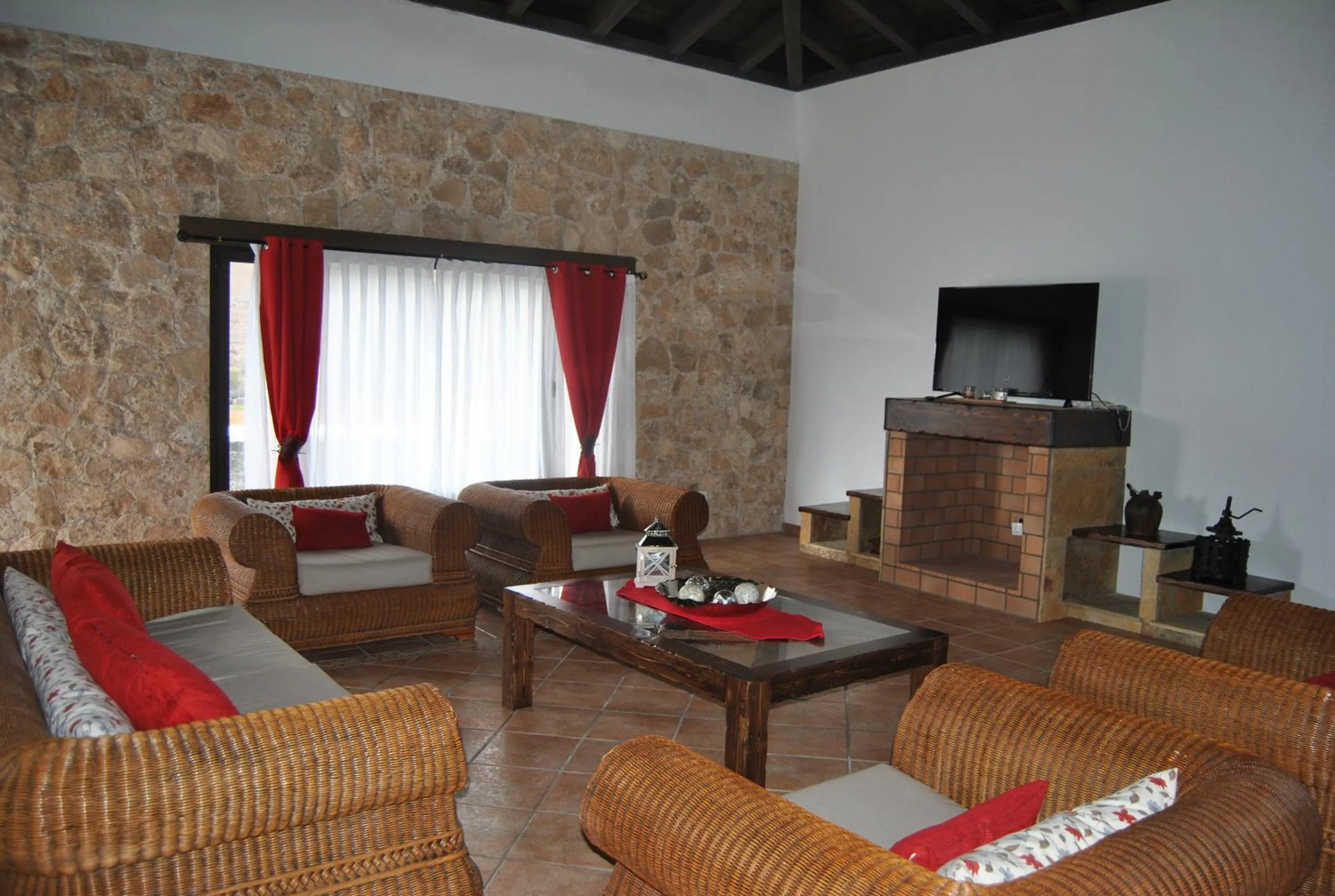 Villa El Valle - Piscina climatizada