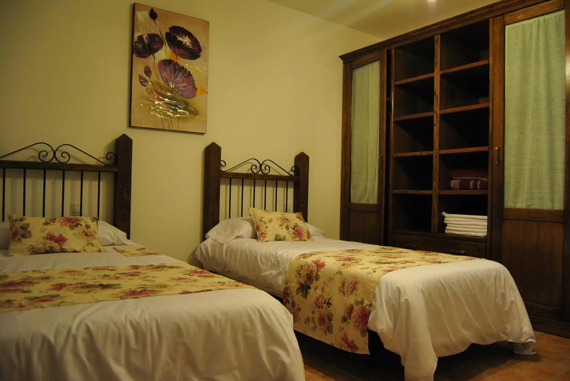 Bed in Villa El Valle - Piscina climatizada
