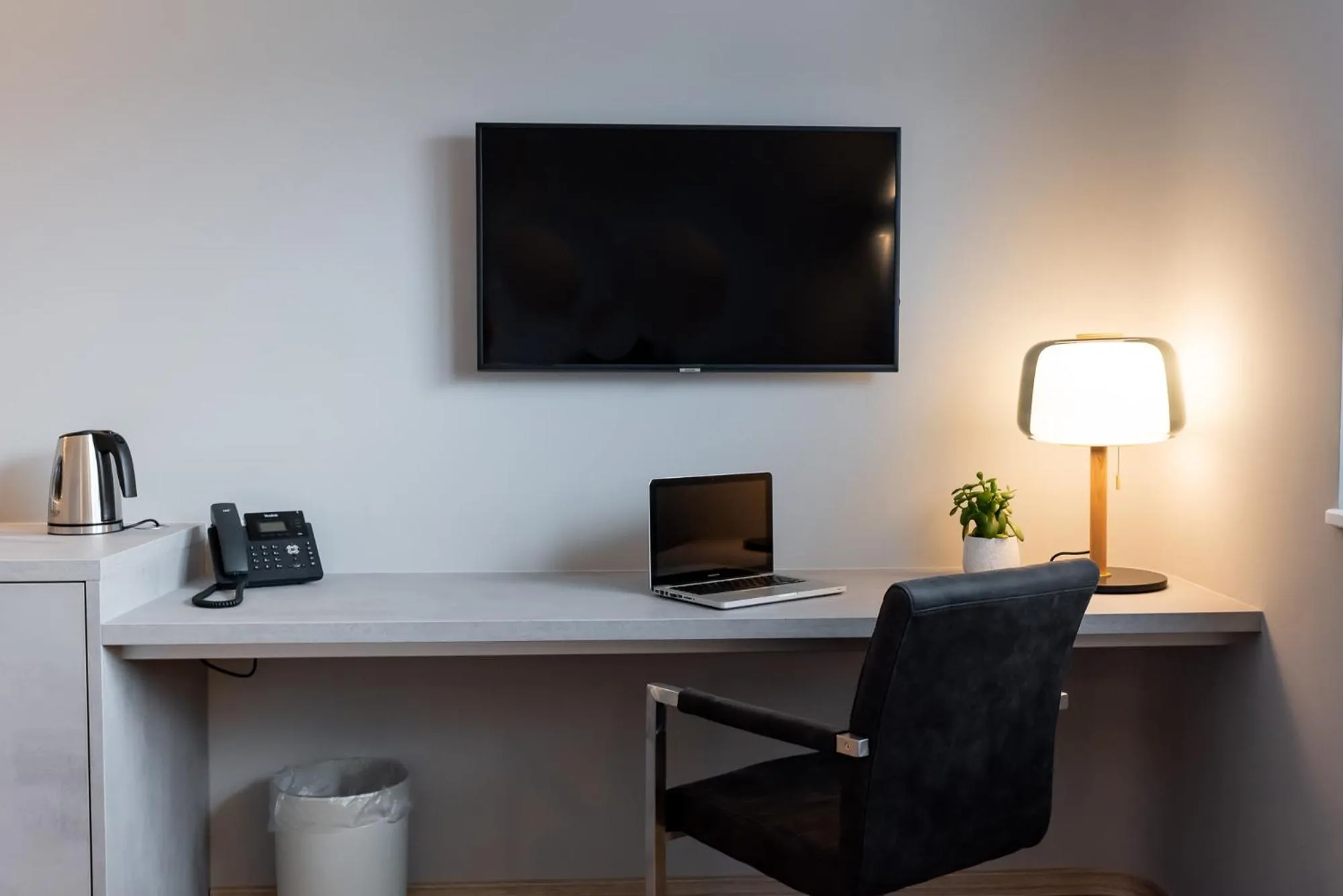 TV and multimedia in Hotel Circle Inn