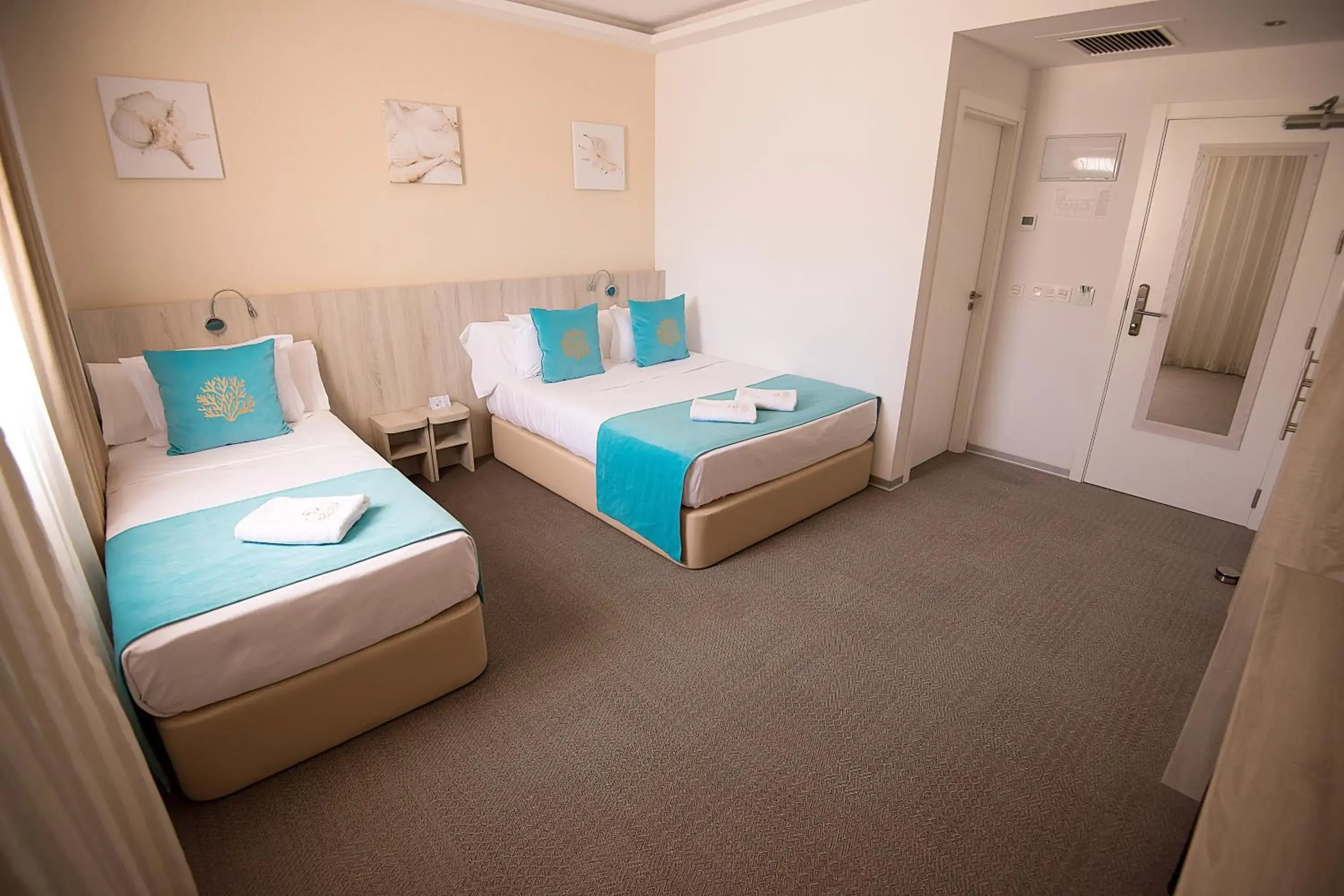 Standard Triple Room in Hotel Soul de Javea Standard Triple Room in Hotel Soul de Javea
