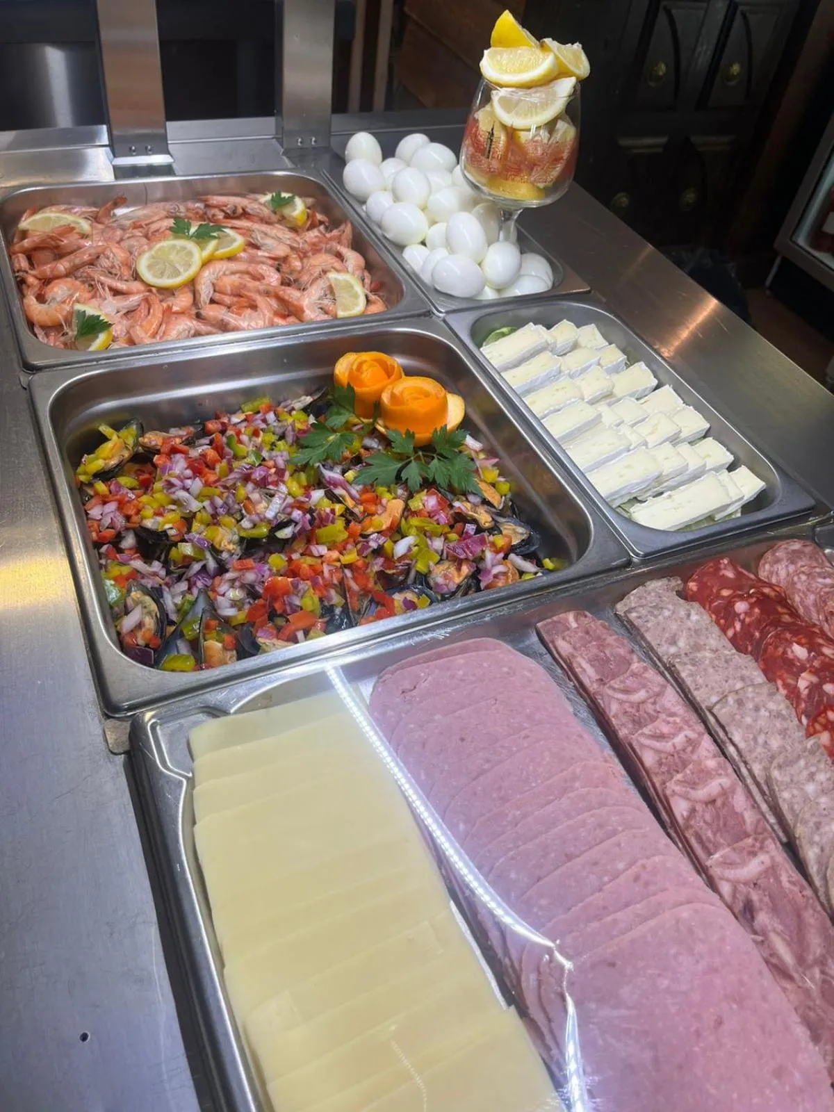 Food in Hotel Avanti