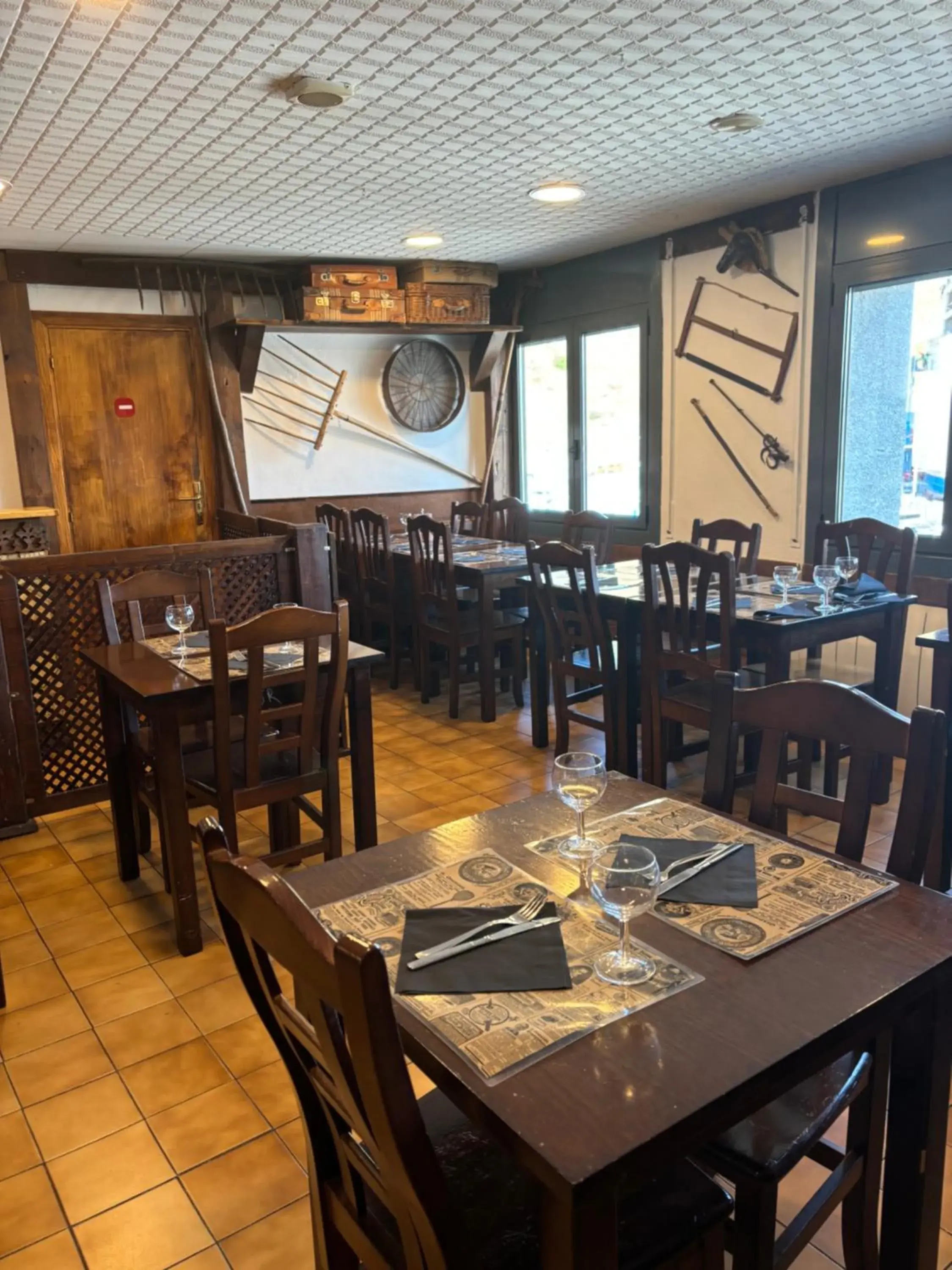 Restaurant/places to eat in Hotel Avanti Restaurant/places to eat in Hotel Avanti