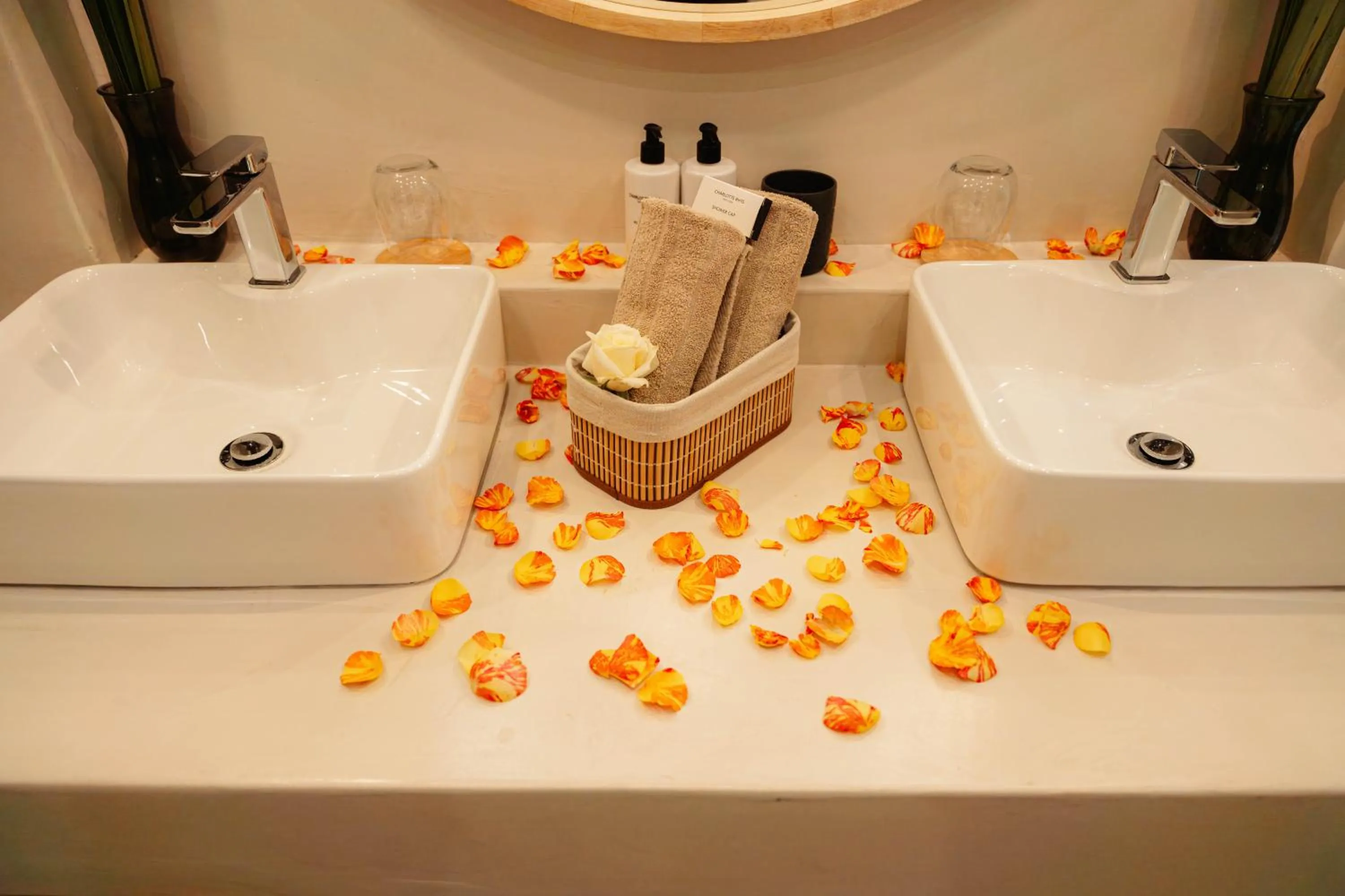 Bathroom in Bambuu Lakeside Lodge