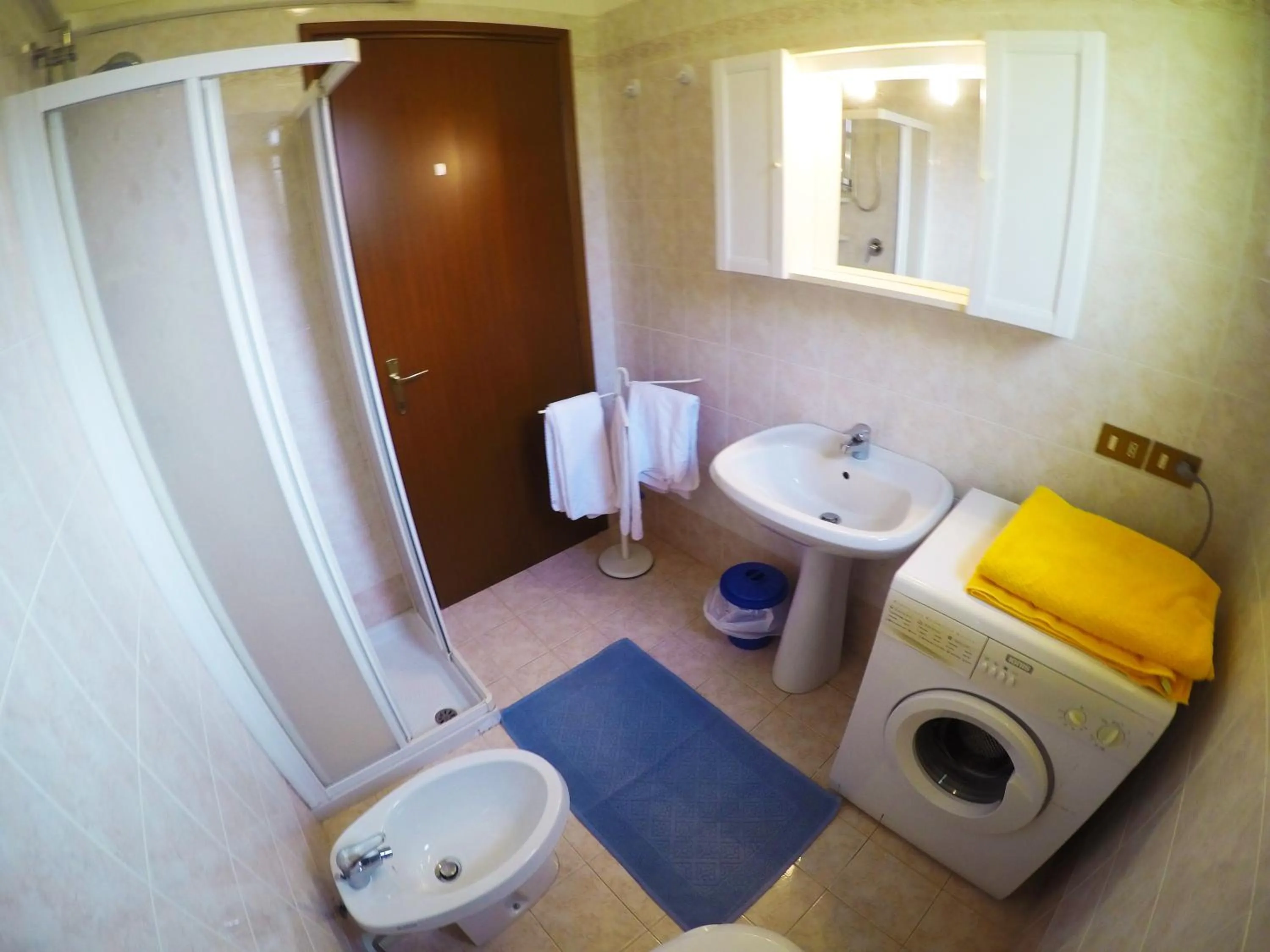 Shower in Villaggio Laguna - Agenzia Cocal