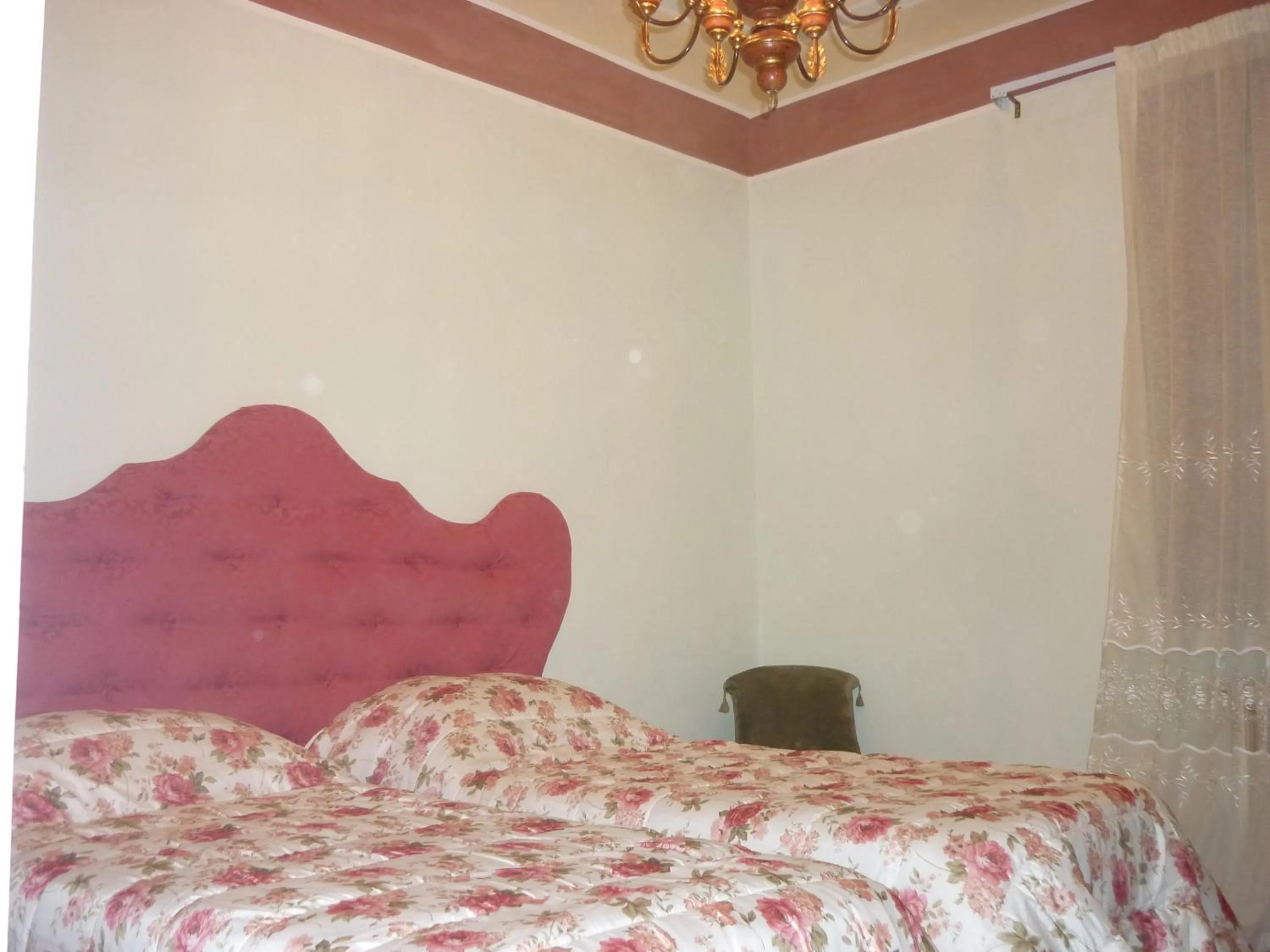Photo of the whole room, Bed in San Zanobi Apartment