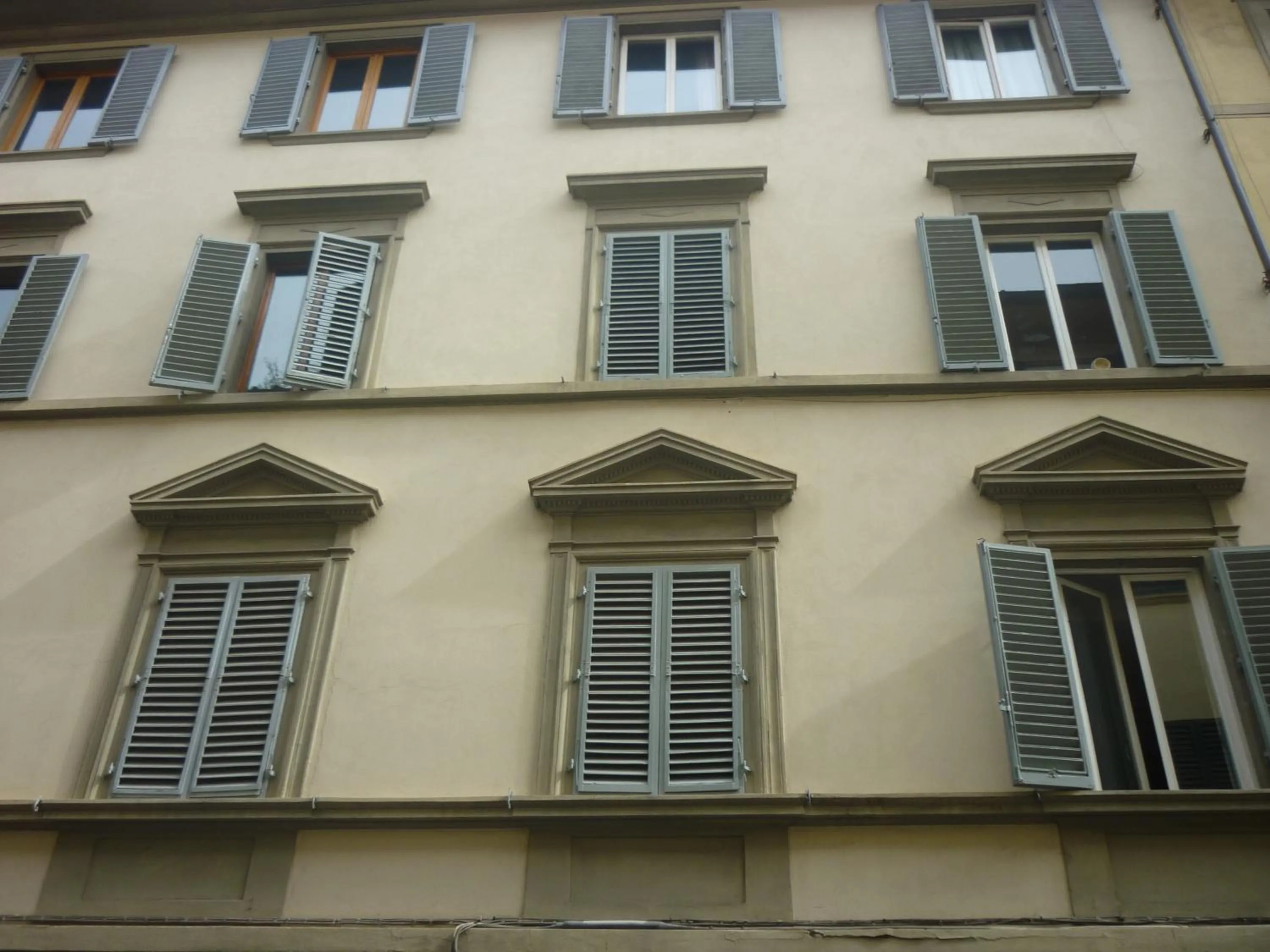 Property building in San Zanobi Apartment