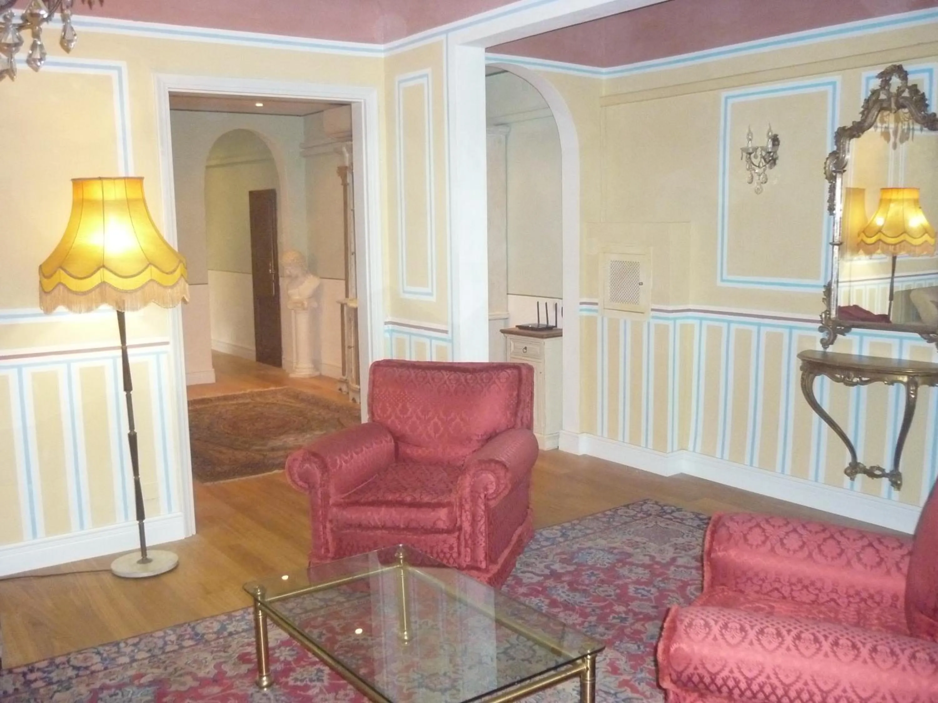 Living room, Bed in San Zanobi Apartment