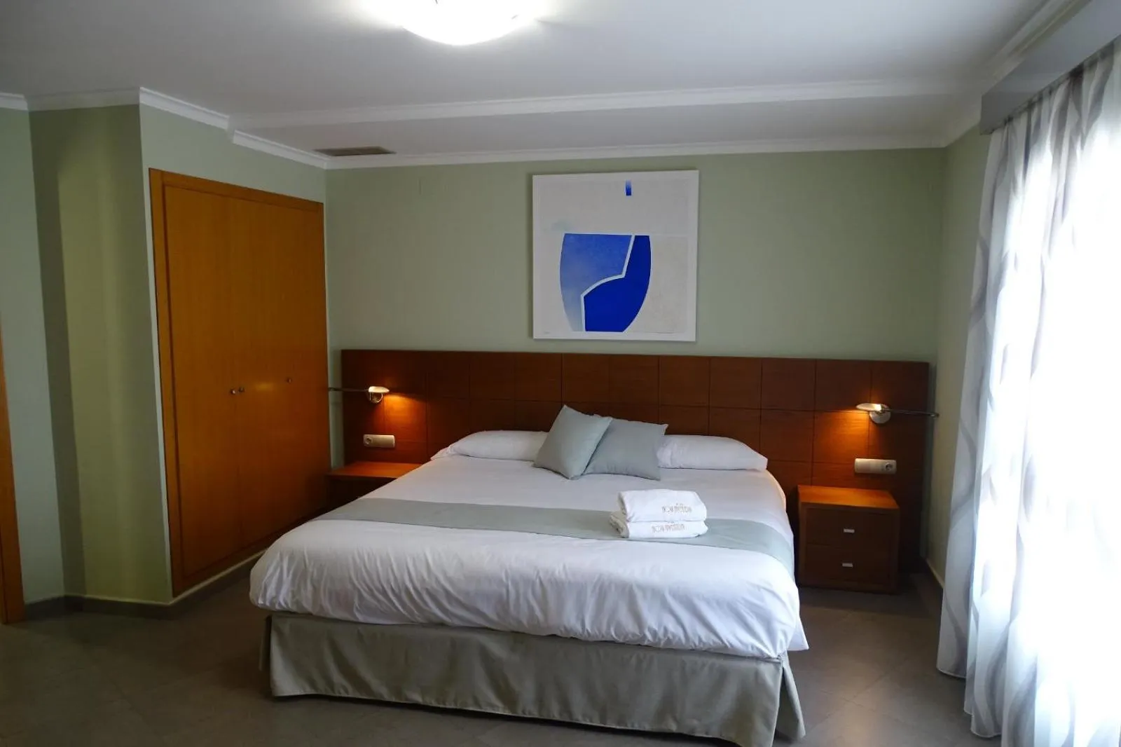 Photo of the whole room, Bed in Nou Avenida