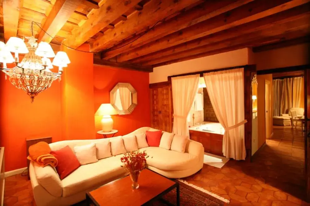 Deluxe Suite in El Hotel De La Villa Deluxe Suite in El Hotel De La Villa