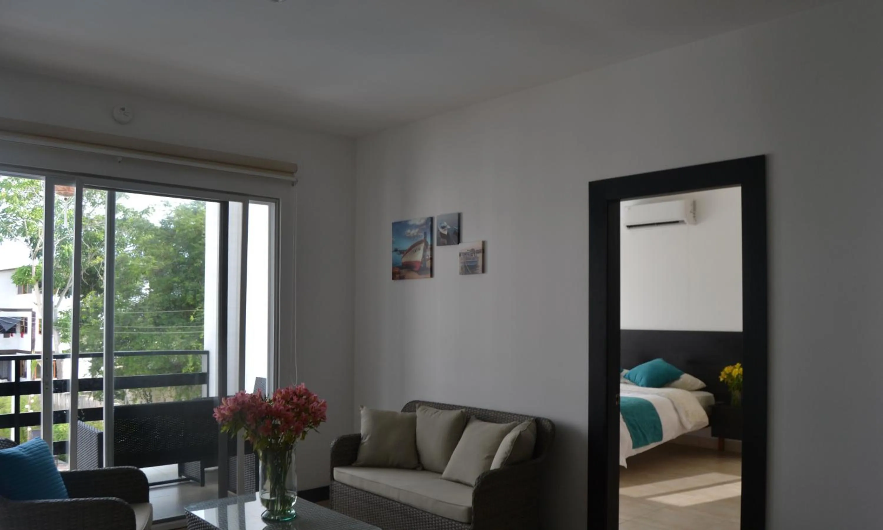 Living room in Ocean Blue Hotel