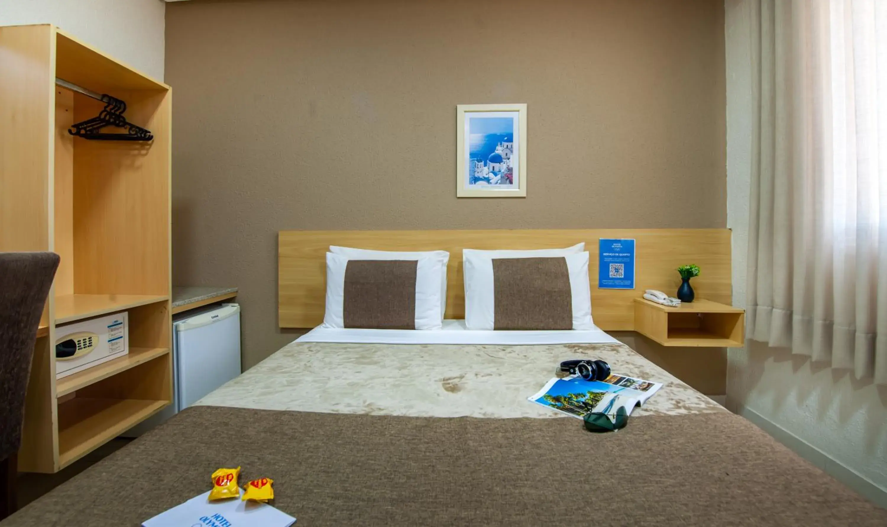 Standard Double Room with Double Bed - single occupancy in Hotel Olympia Standard Double Room with Double Bed - single occupancy in Hotel Olympia