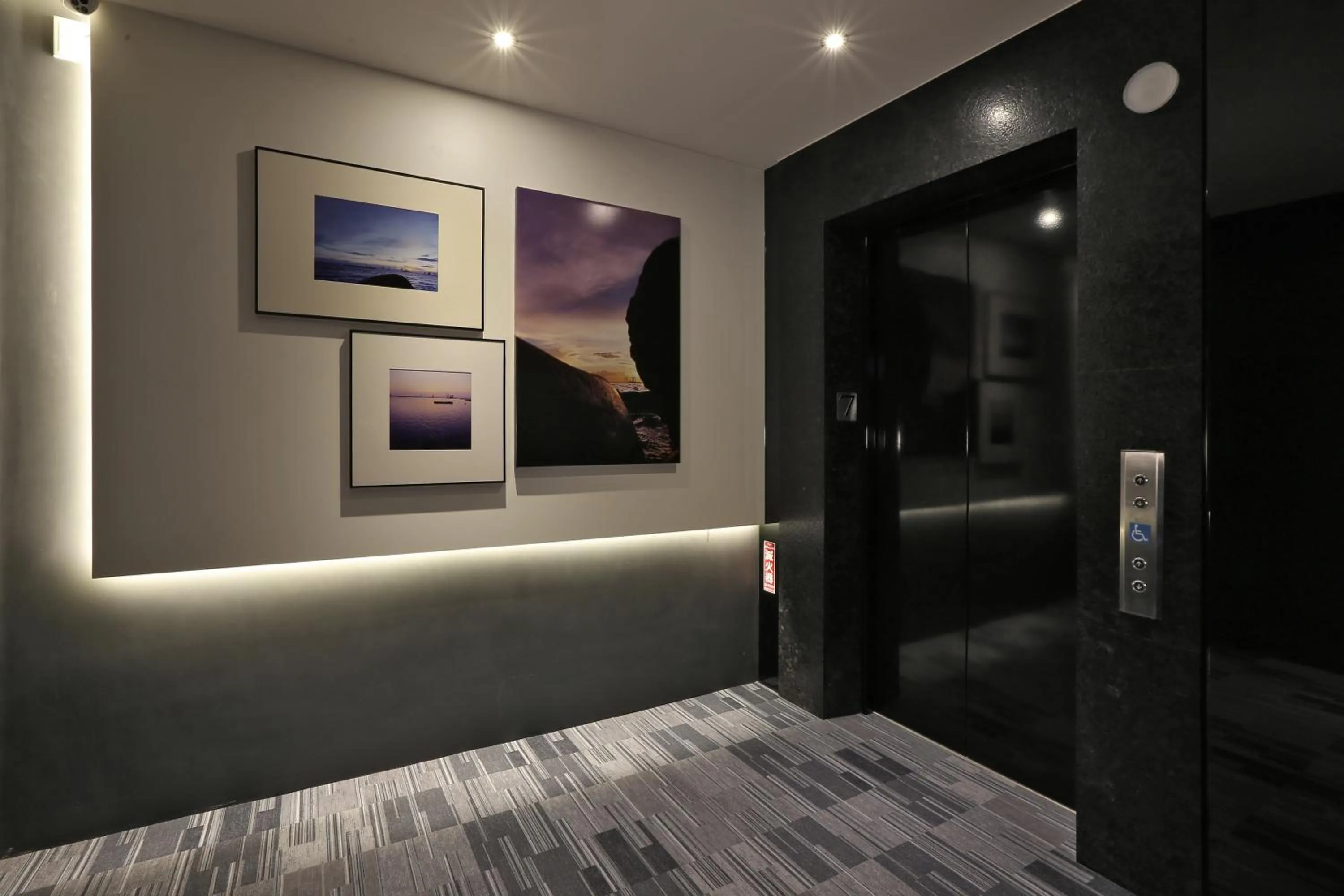 On site, Bed in Miller Inn