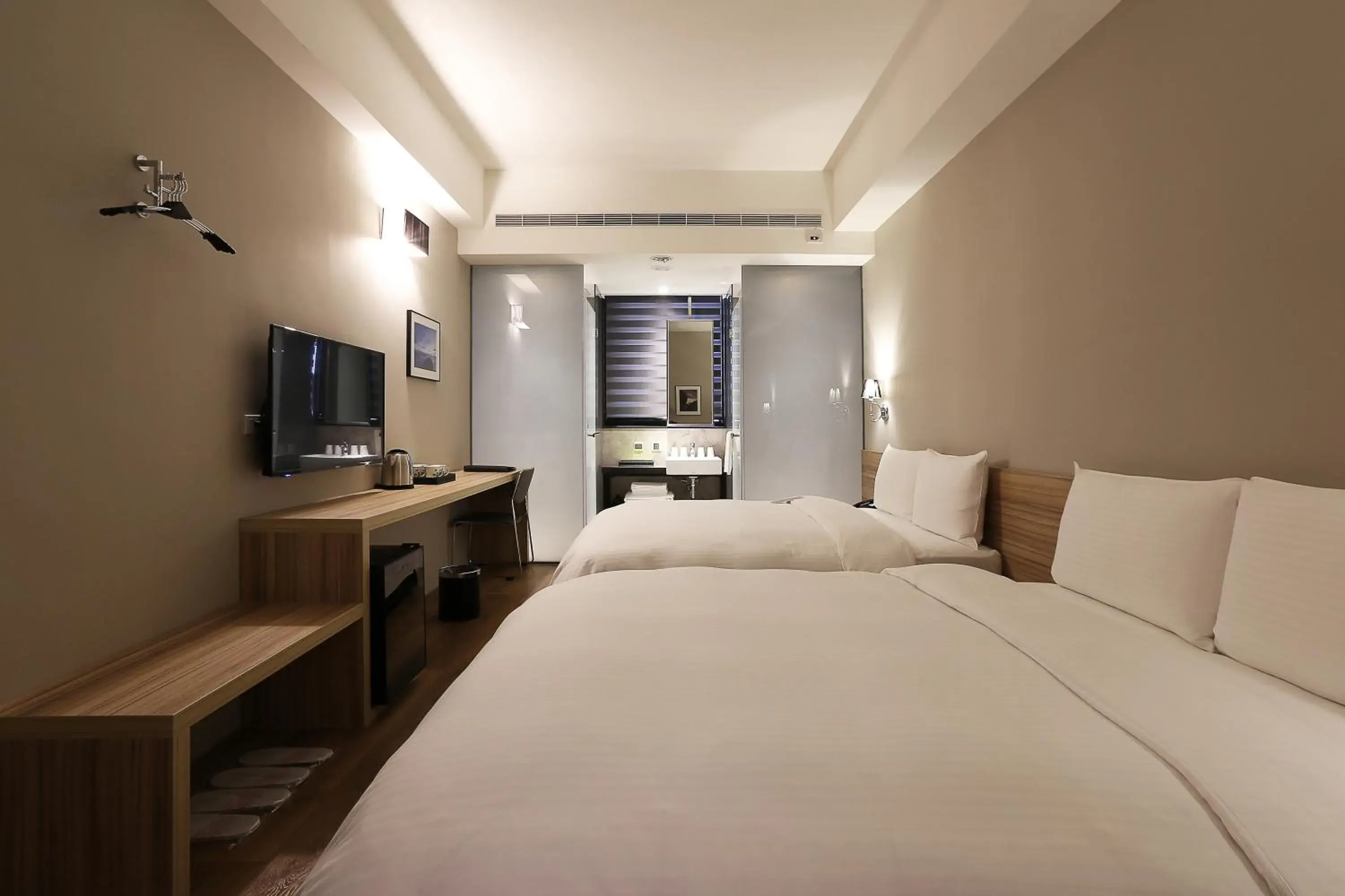 Photo of the whole room, Bed in Miller Inn Photo of the whole room, Bed in Miller Inn