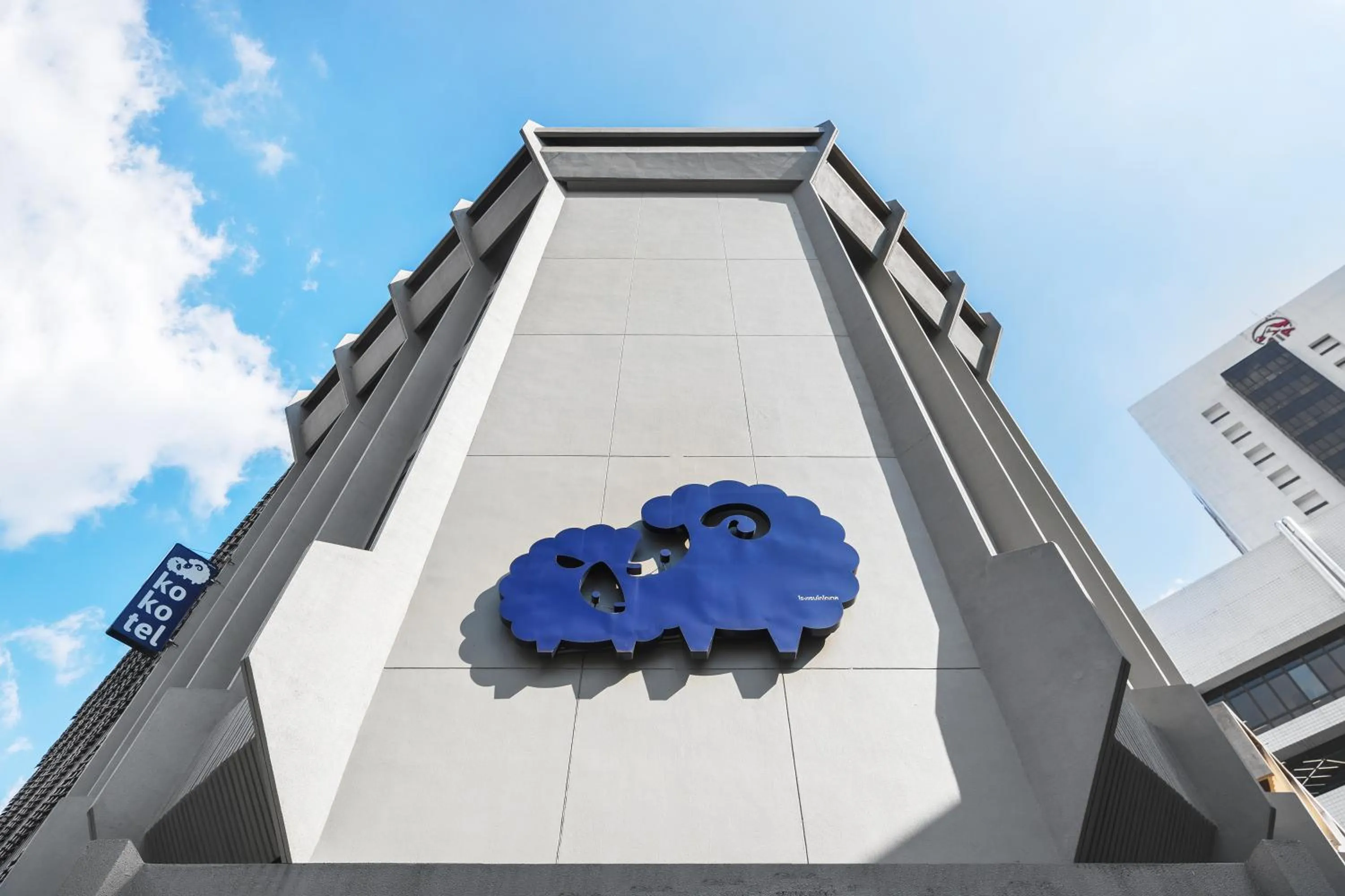 Property building in Kokotel Bangkok Surawong