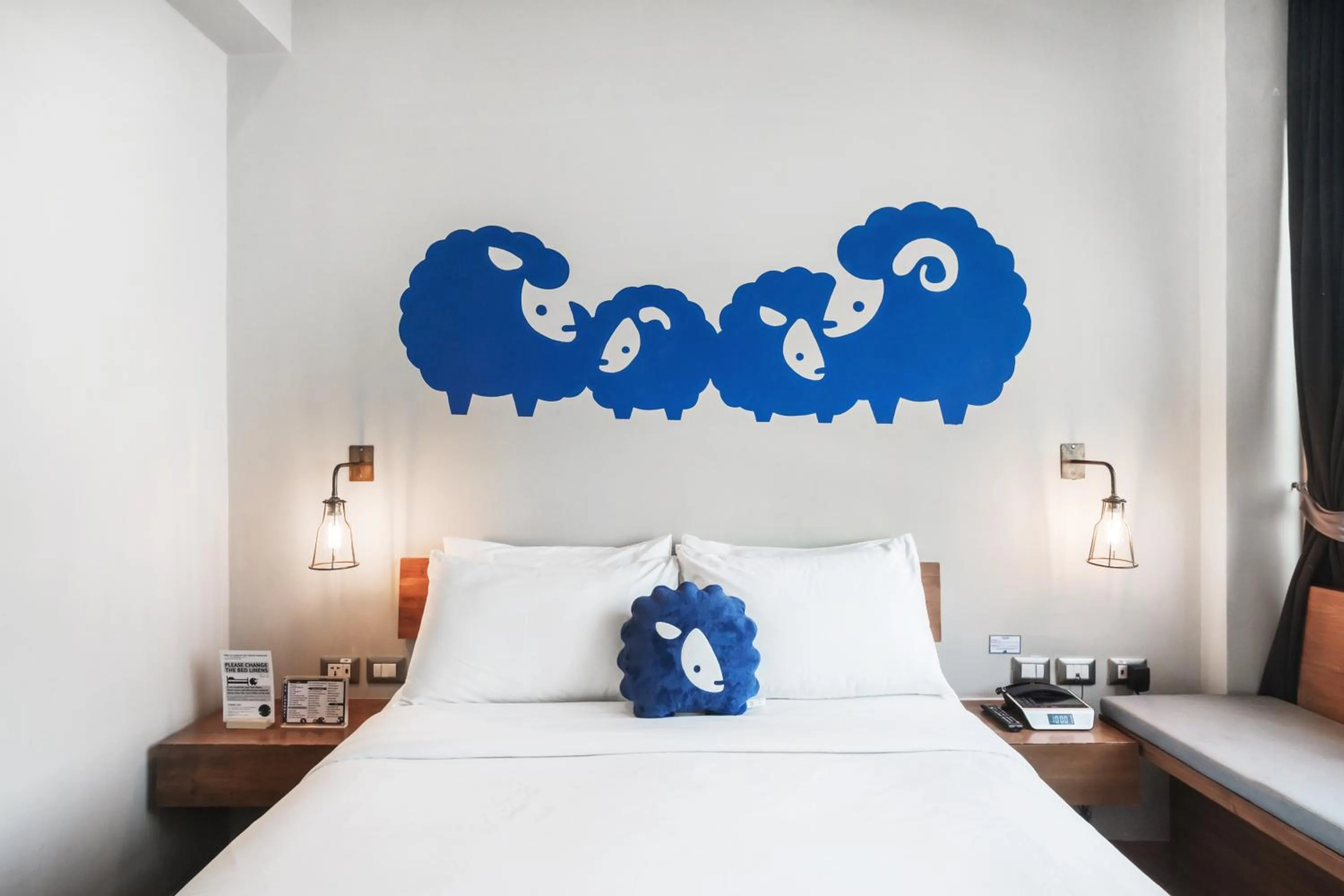 Bed in Kokotel Bangkok Surawong