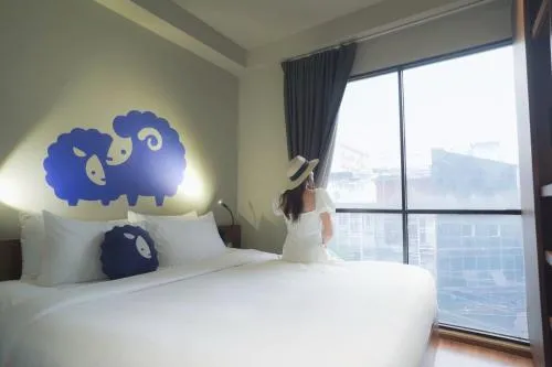 Kokotel Bangkok Surawong