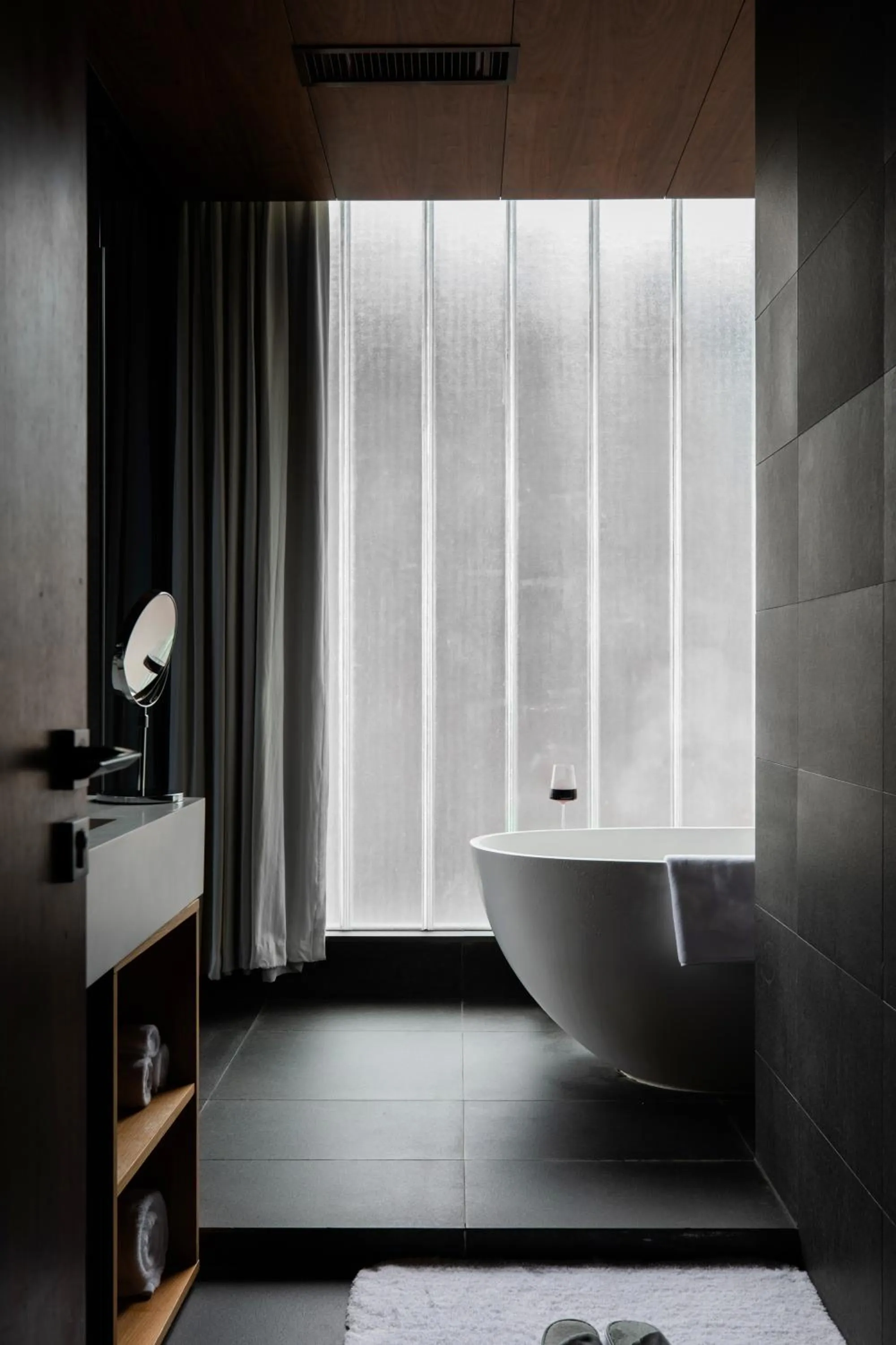 Bathroom, Bed in The Nook Hotel Hangzhou - A design hotel, 20 mins to West Lake and Lingyin Temple