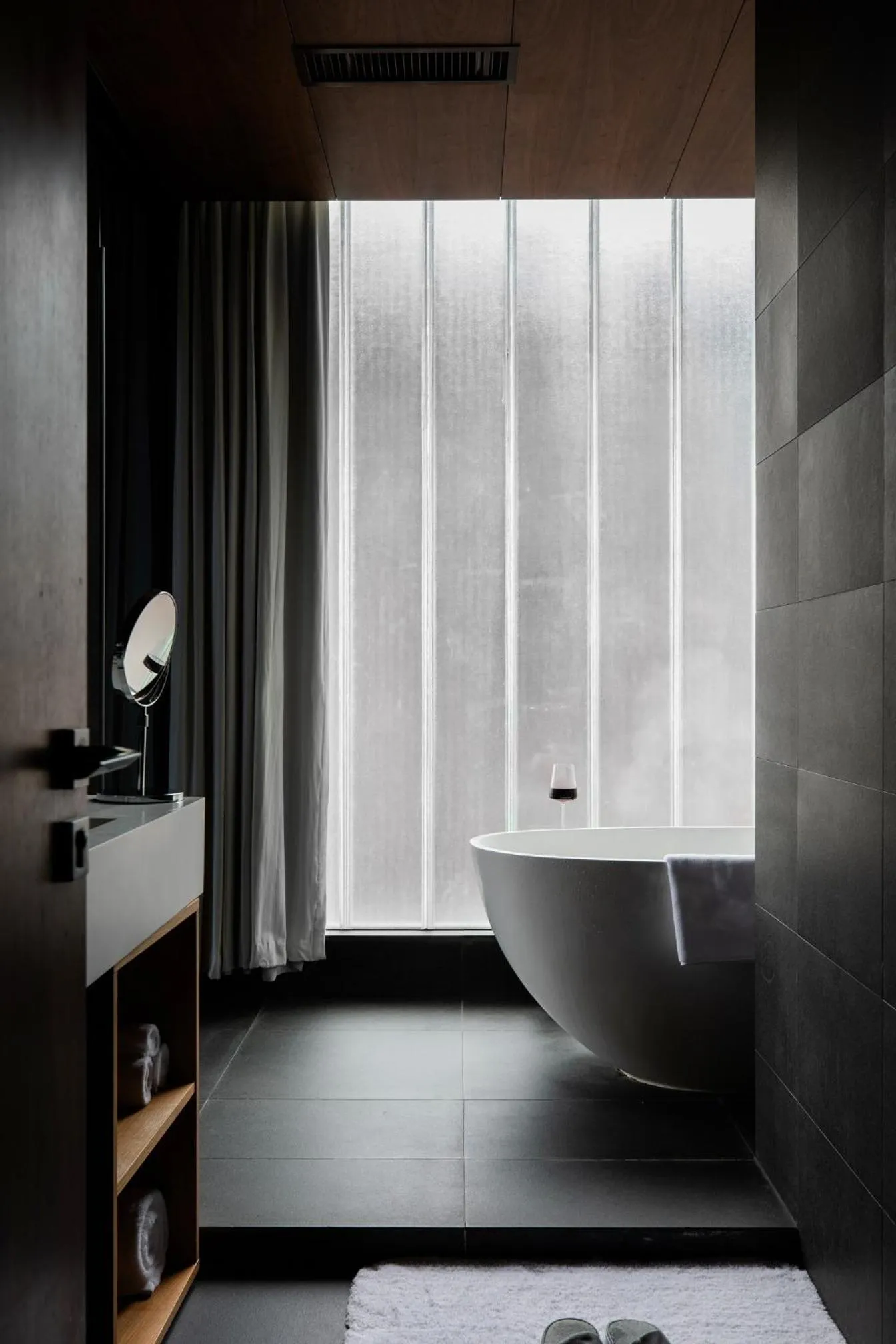 Toilet, Bed in The Nook Hotel Hangzhou - A design hotel, 20 mins to West Lake and Lingyin Temple