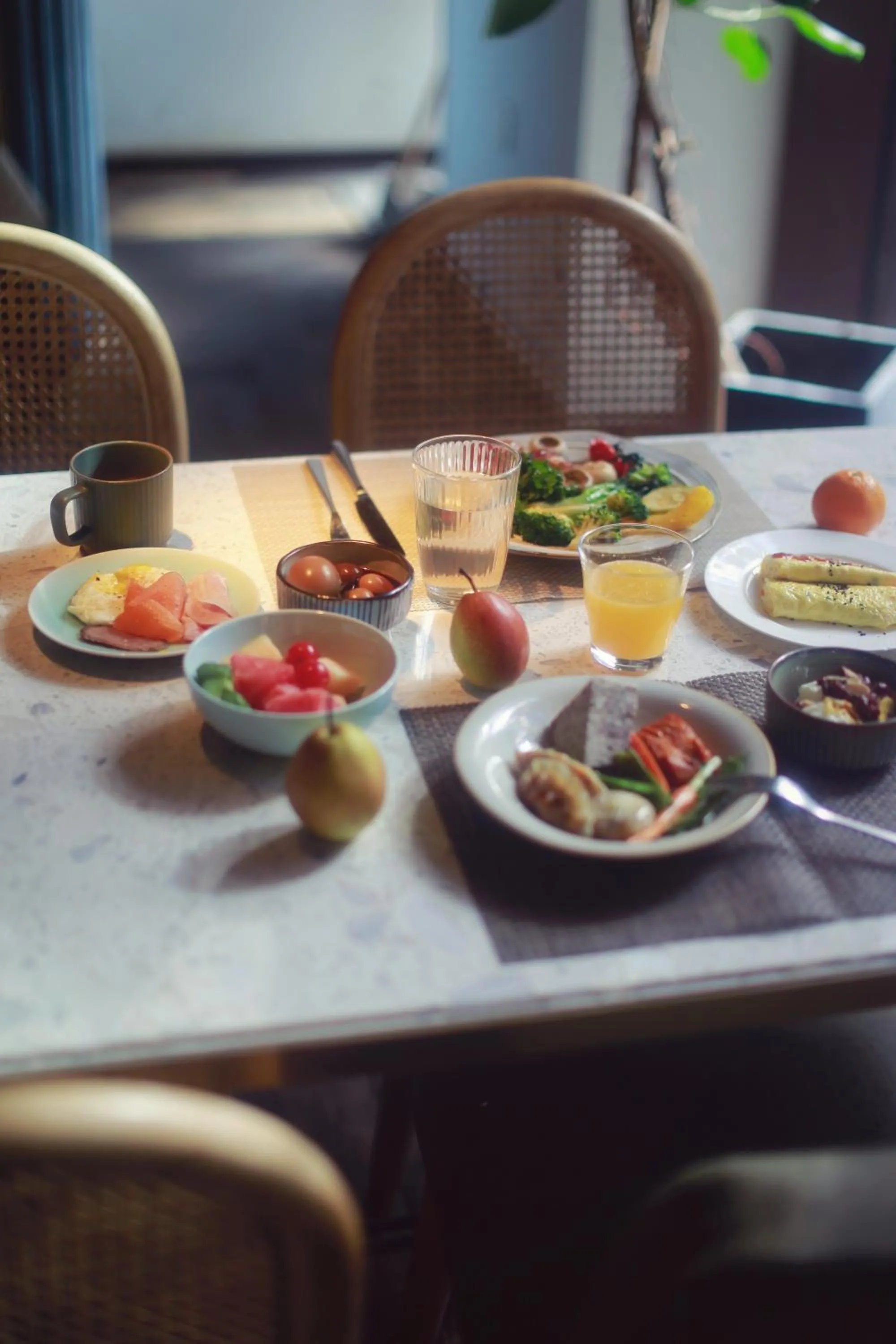 Restaurant/places to eat in The Nook Hotel Hangzhou - A design hotel, 20 mins to West Lake and Lingyin Temple