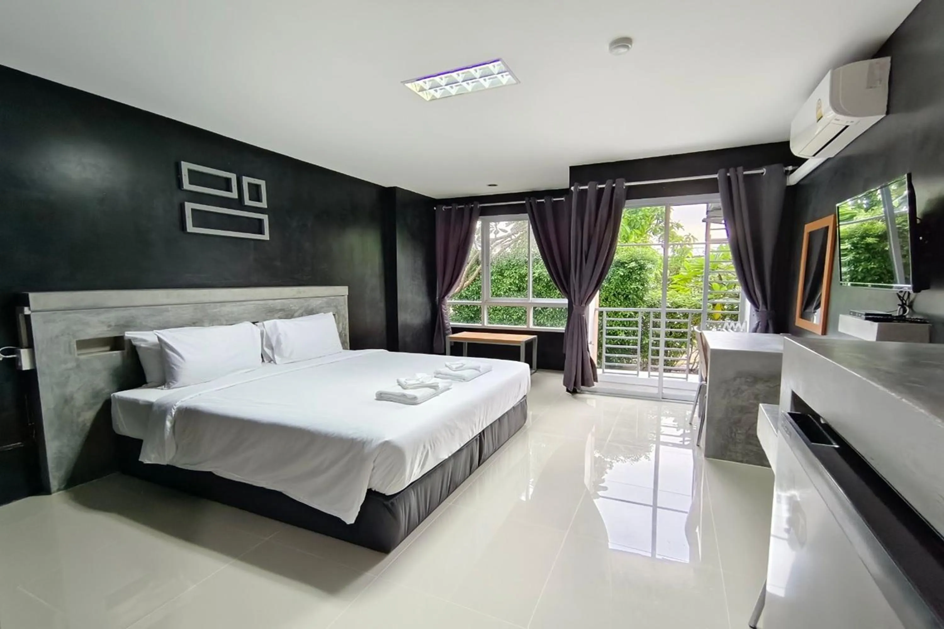 Bedroom, Bed in Nano Place Hotel