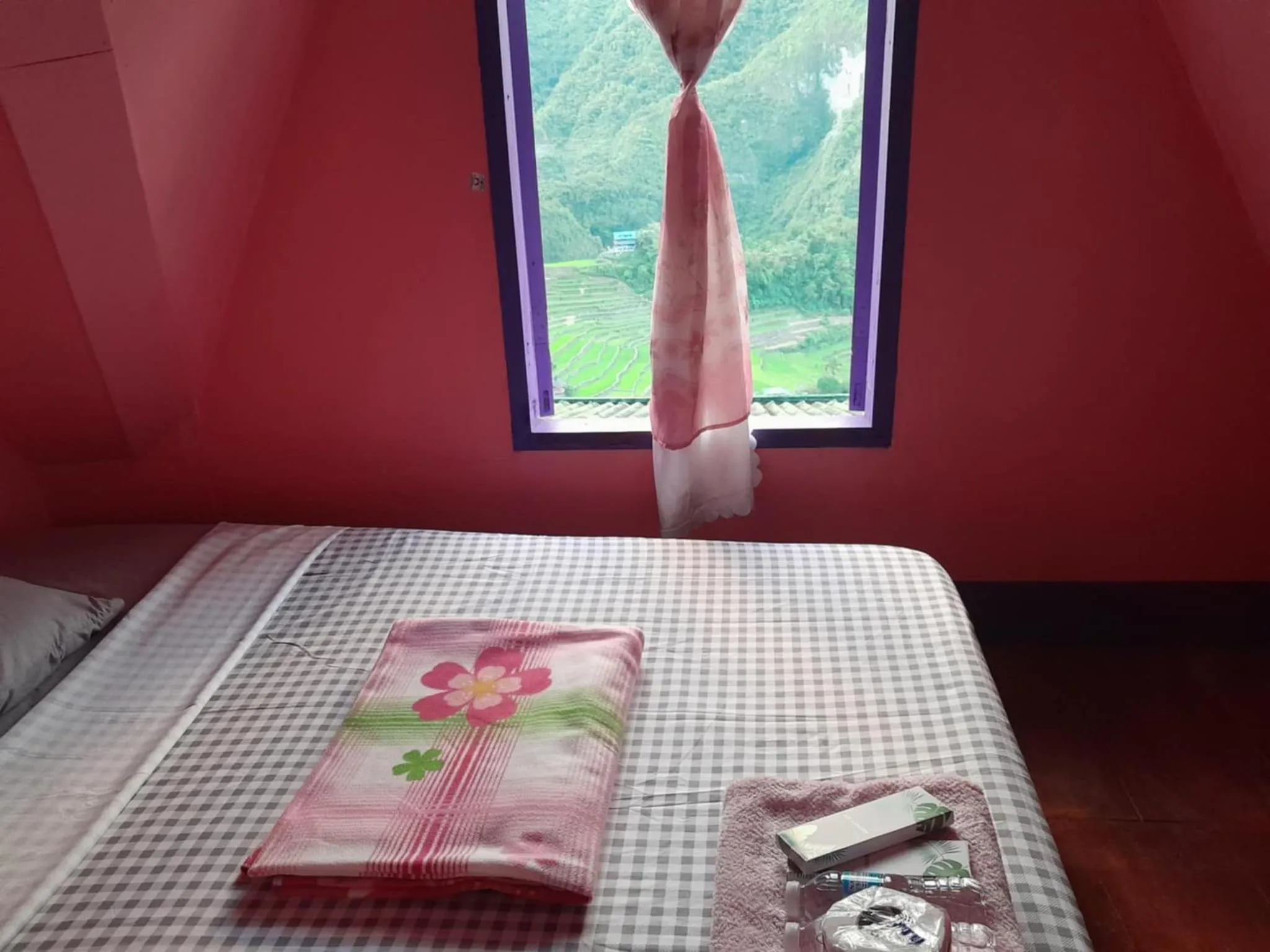 Bed in Batad Hillside Inn and Restaurant