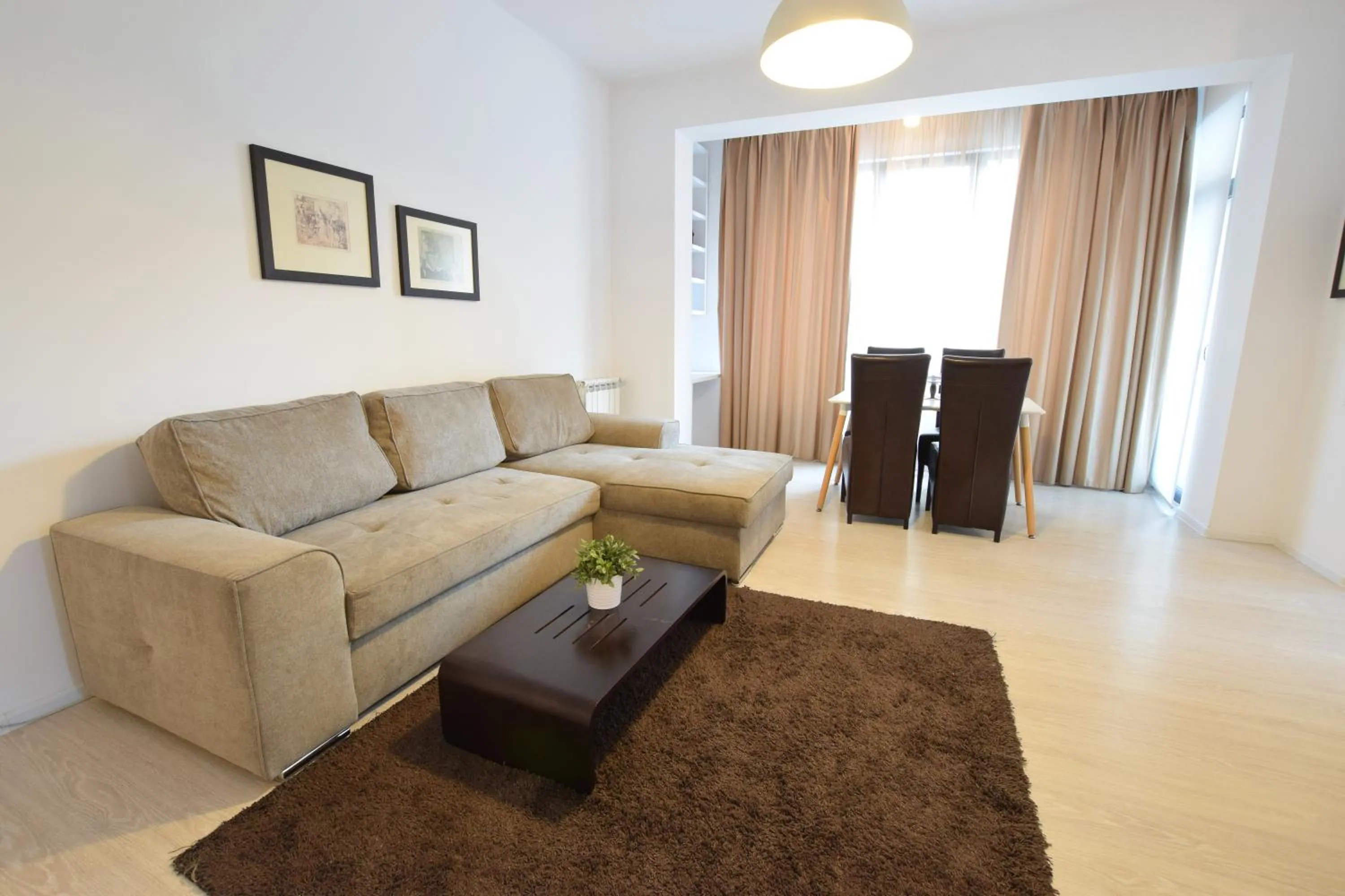 Living room in Uptown Residence Apartments