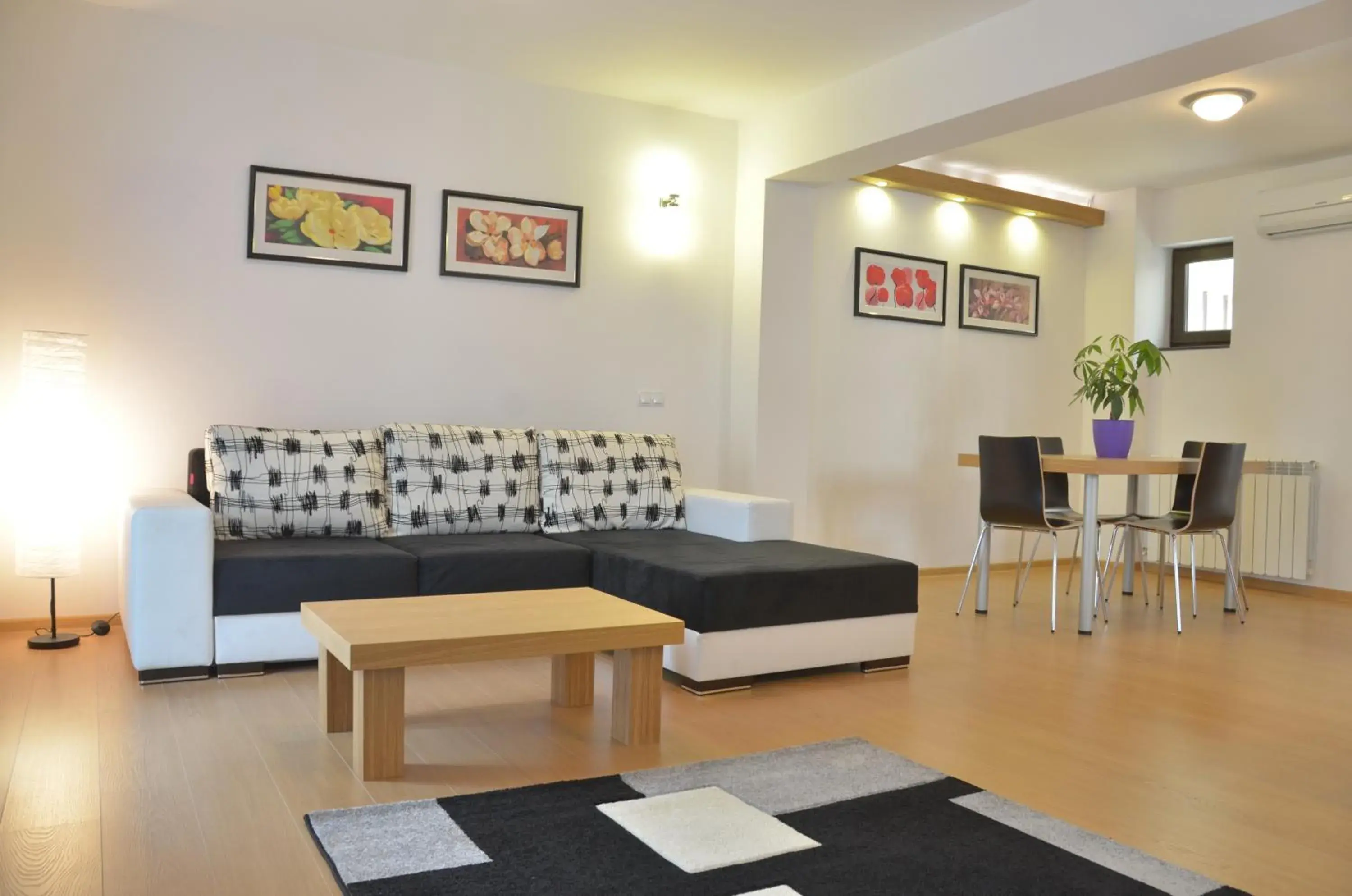 One-Bedroom Apartment in Decebal Residence Apartments One-Bedroom Apartment in Decebal Residence Apartments