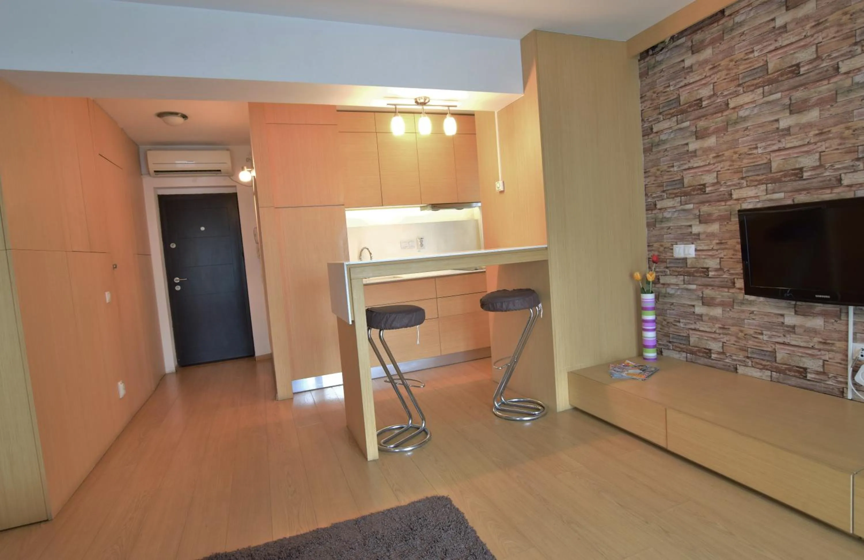 TV and multimedia in Decebal Residence Apartments