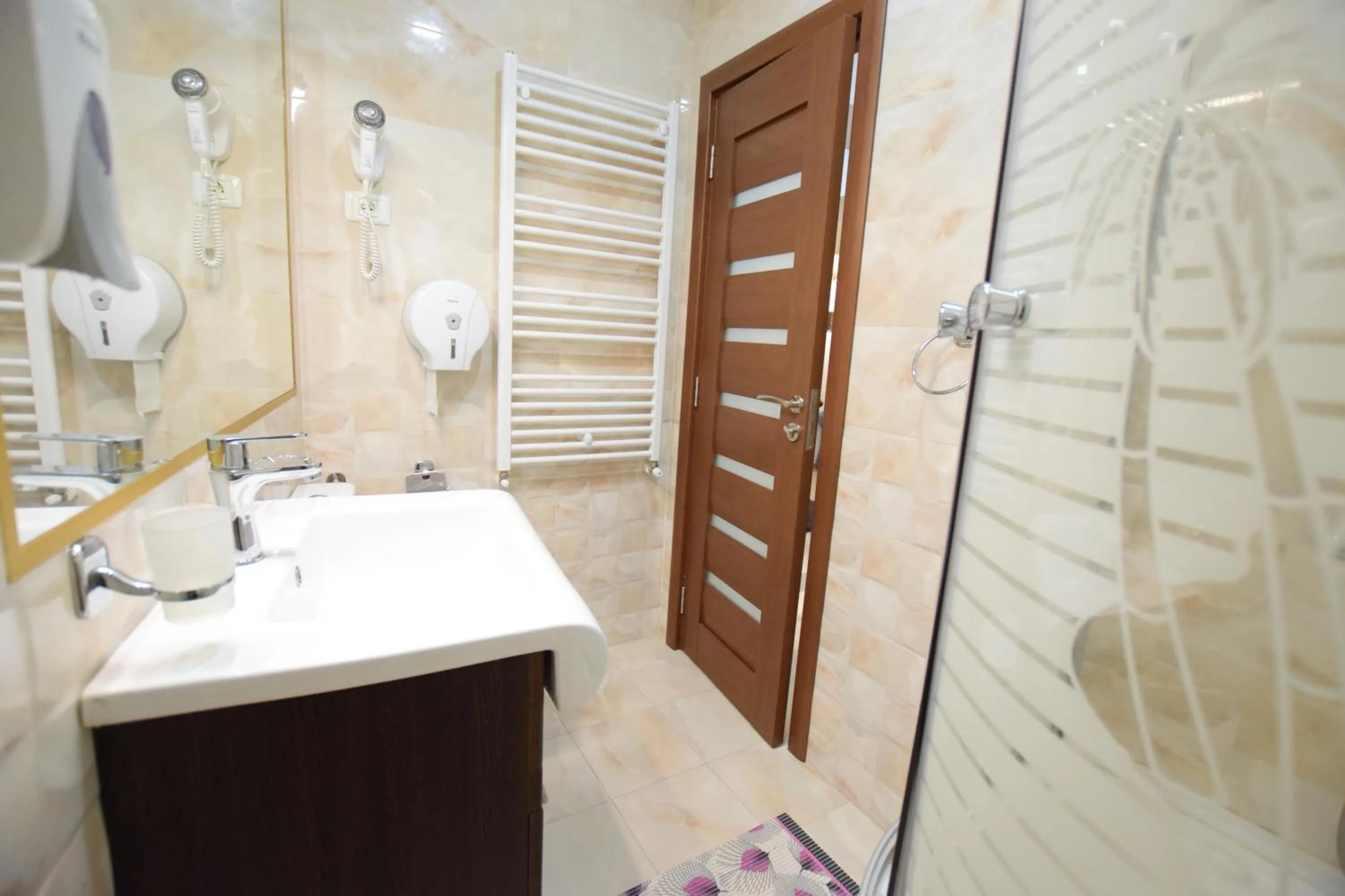 Bathroom in Decebal Residence Apartments