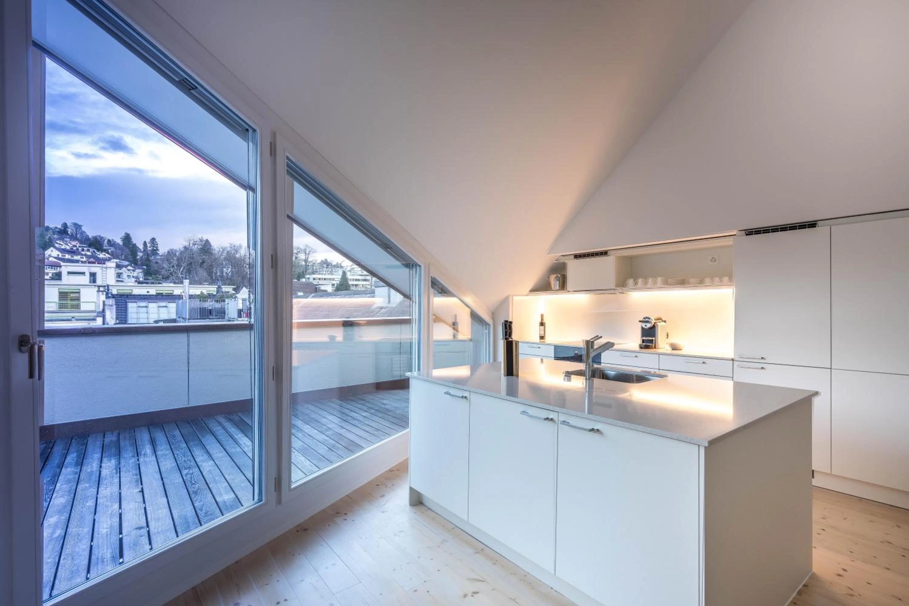 Balcony/Terrace in Top City Center Apartments location next to Lion Monument