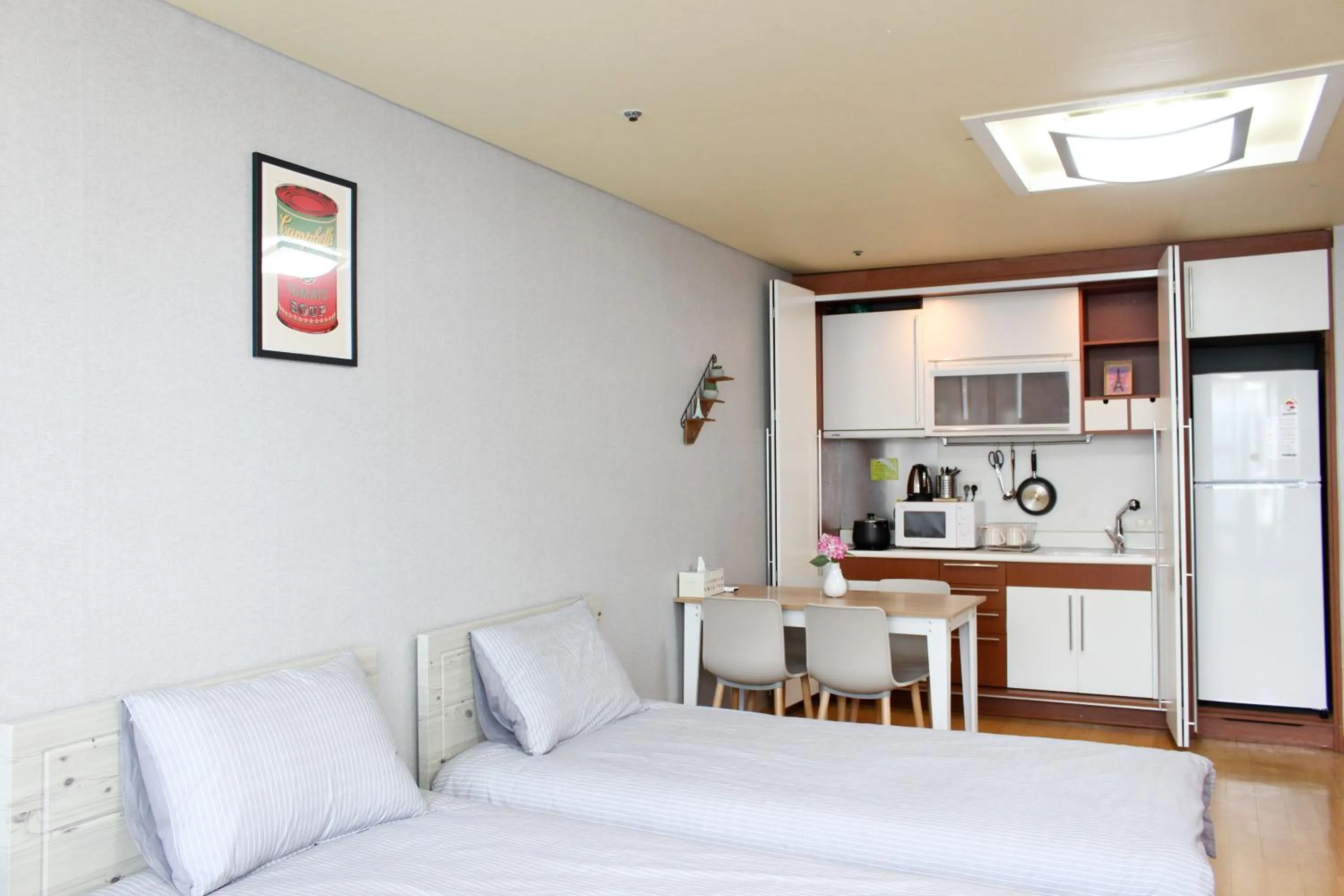 Bedroom in Sam Stay Hongdae