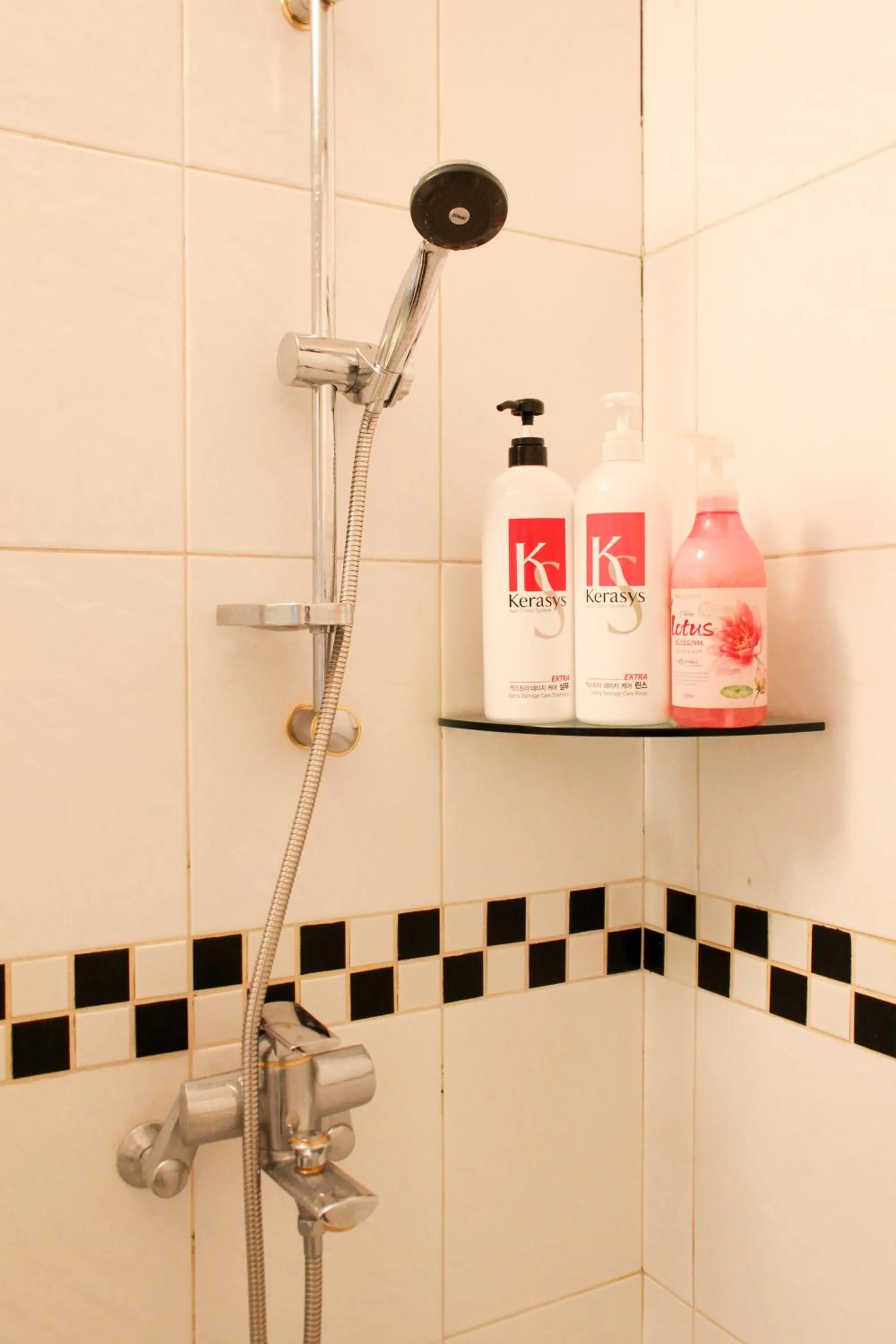 Bathroom in Sam Stay Hongdae