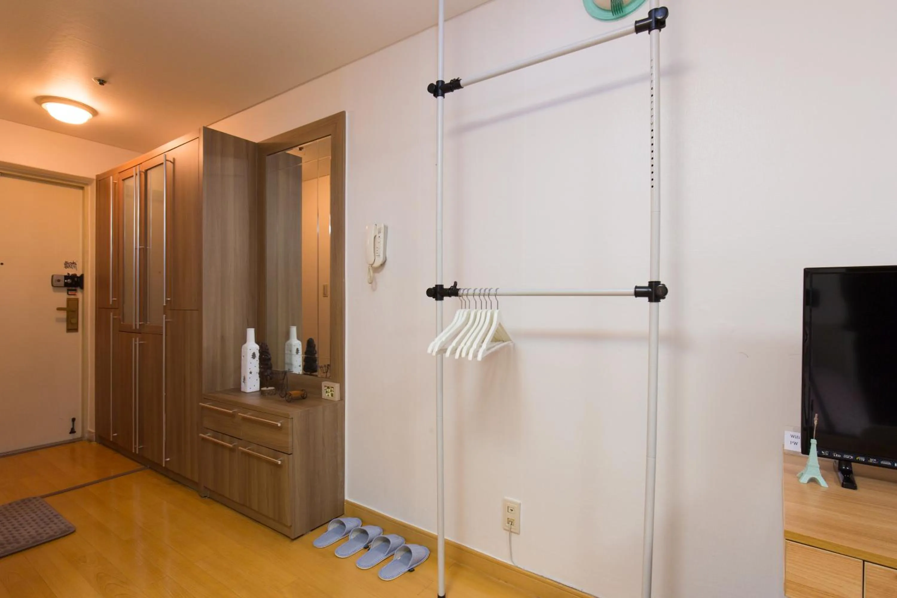 Bedroom, Bathroom in Sam Stay Hongdae