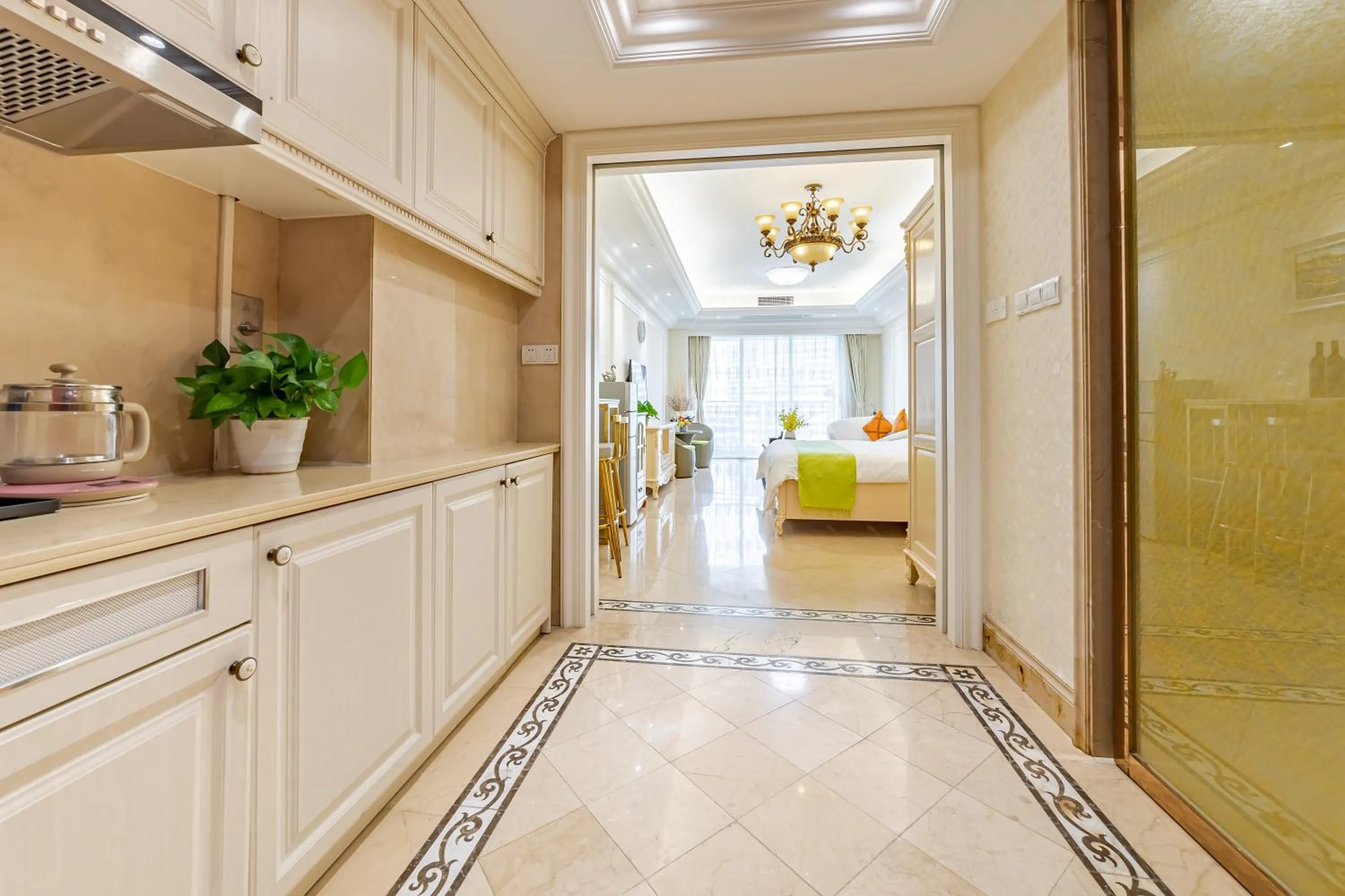 WAIFIDEN Guangzhou HaiZhu Square WanYi Apartment