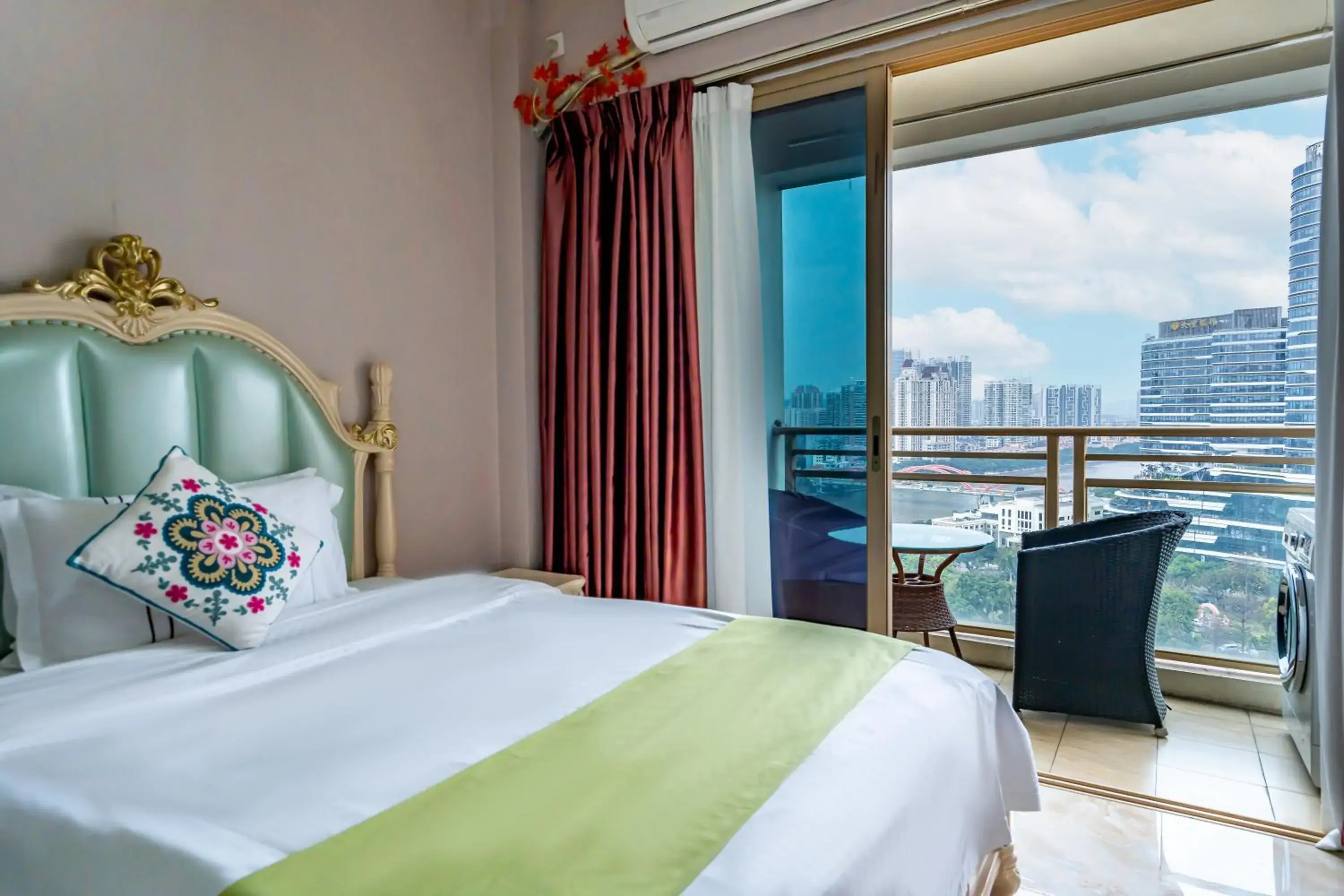 Bed in WAIFIDEN Guangzhou HaiZhu Square WanYi Apartment Bed in WAIFIDEN Guangzhou HaiZhu Square WanYi Apartment